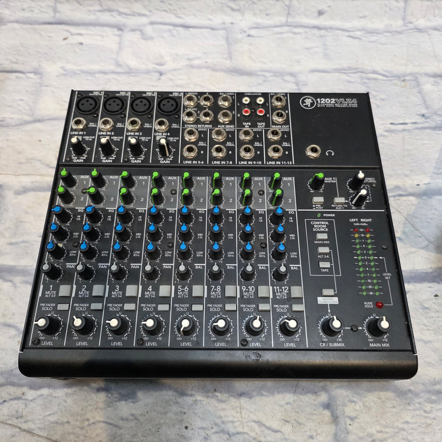 Mackie 1202 VLZ4  Mixer