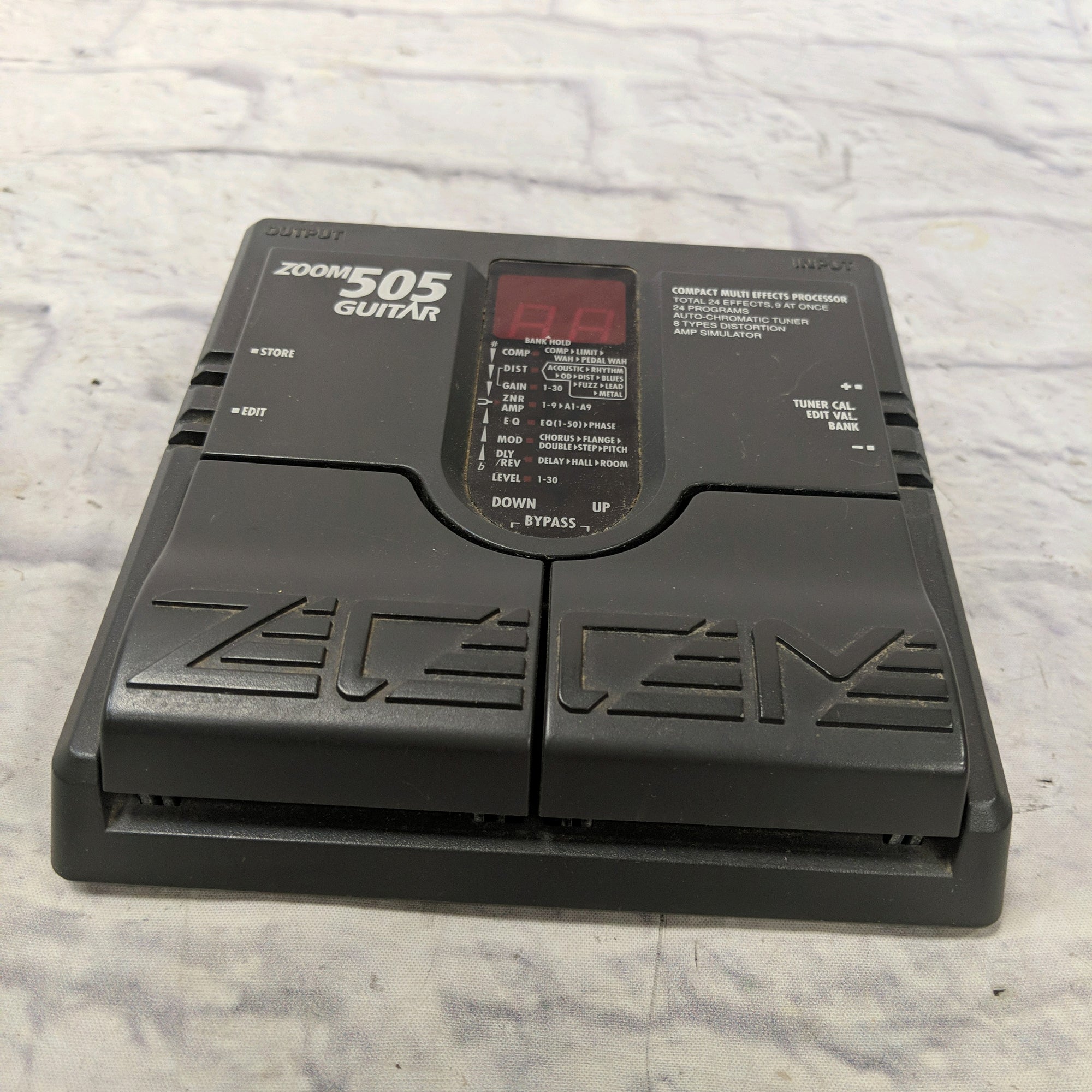 Zoom 505 Guitar Effects Pedal