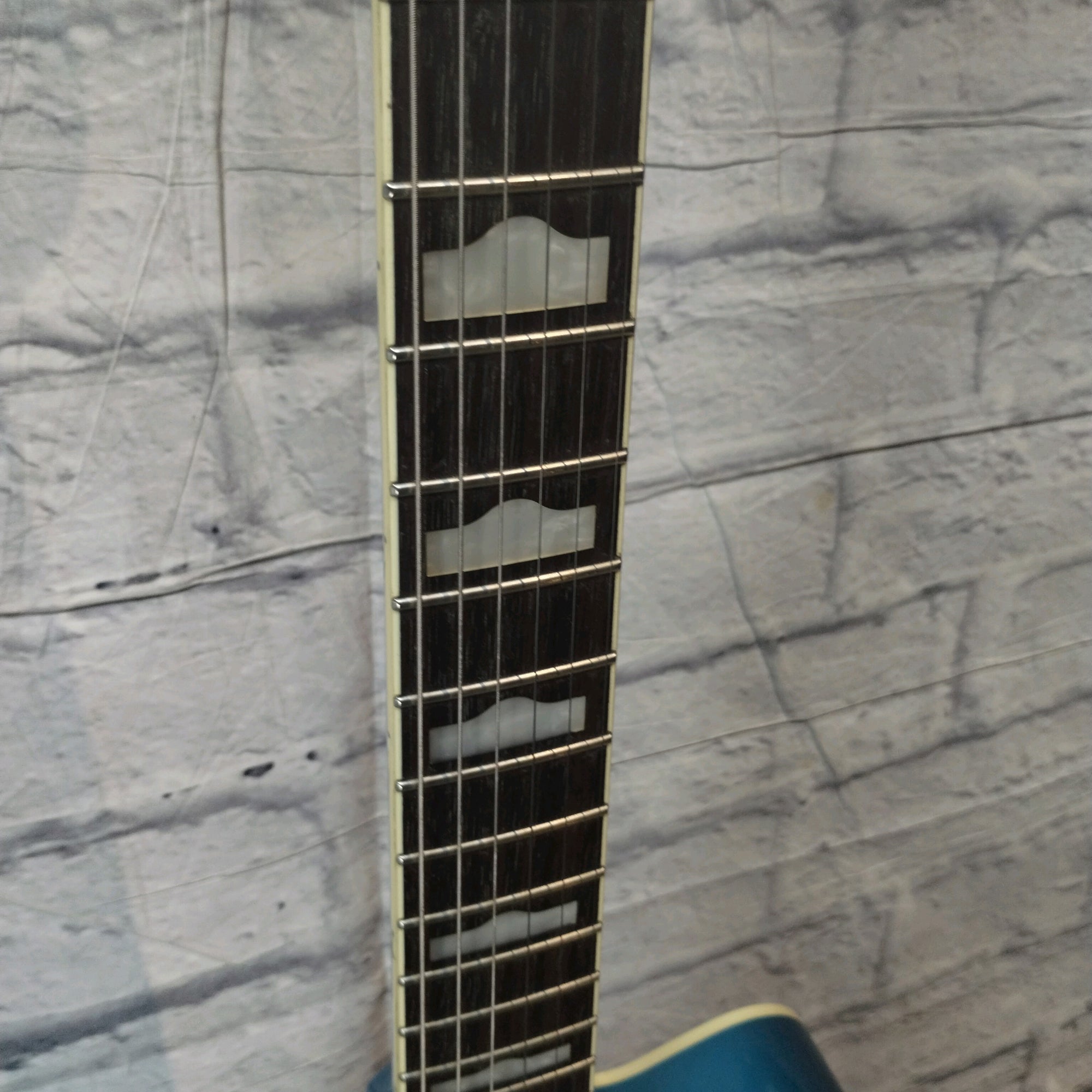 Gretsch G2655t Semi Hollow Electric Guitar Blue Sparkle