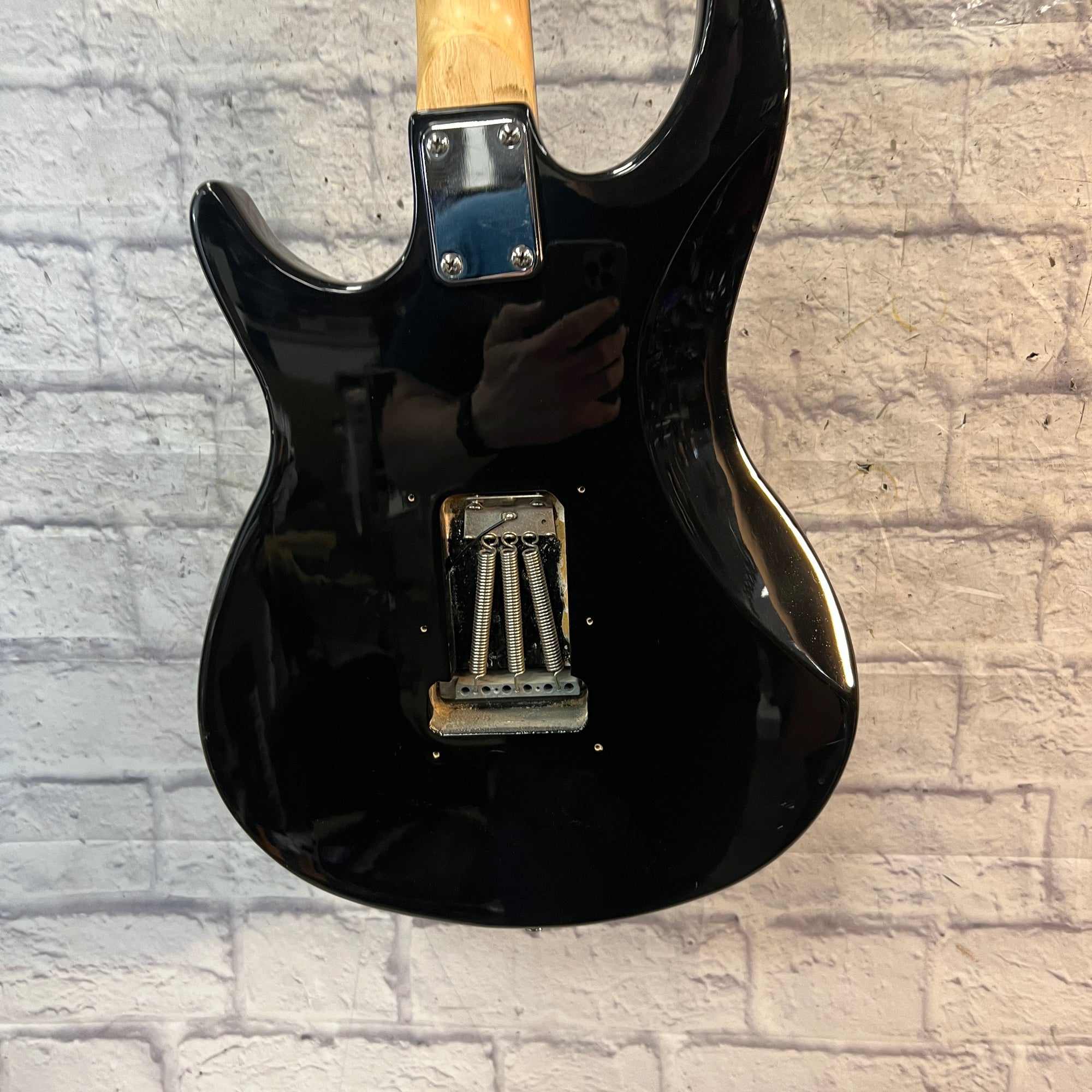 Behringer El Toro Strat Style Black