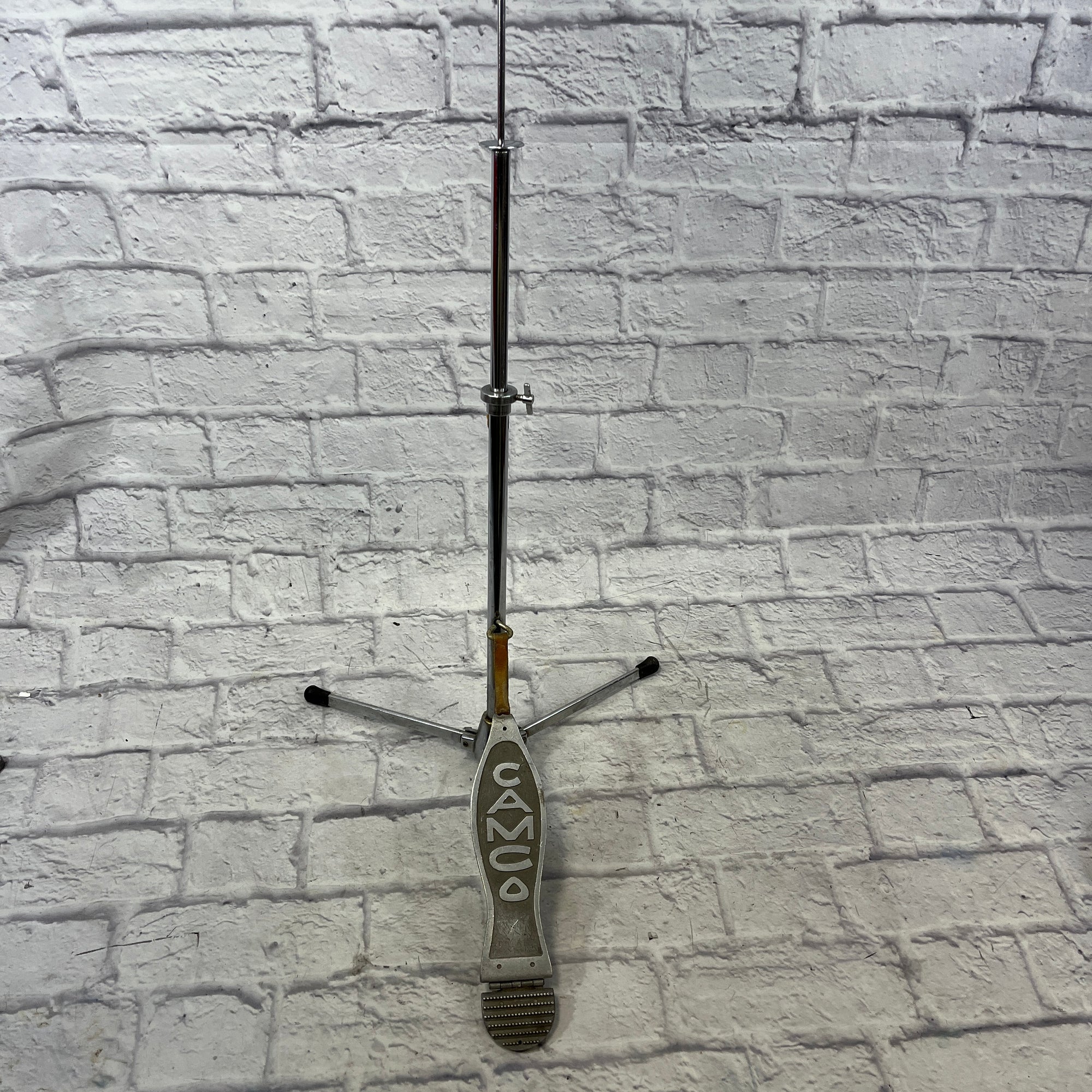 Camco Vintage Hi Hat Stand Oak Lawn