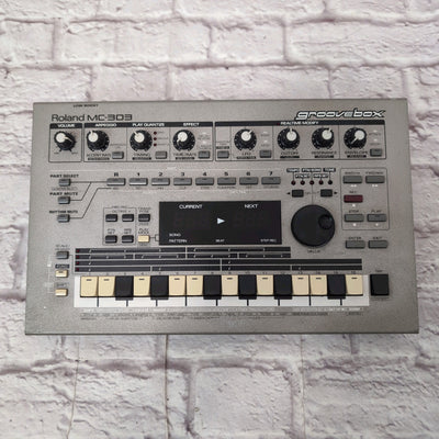 Roland Roland MC-303 Groovebox Drum Machine