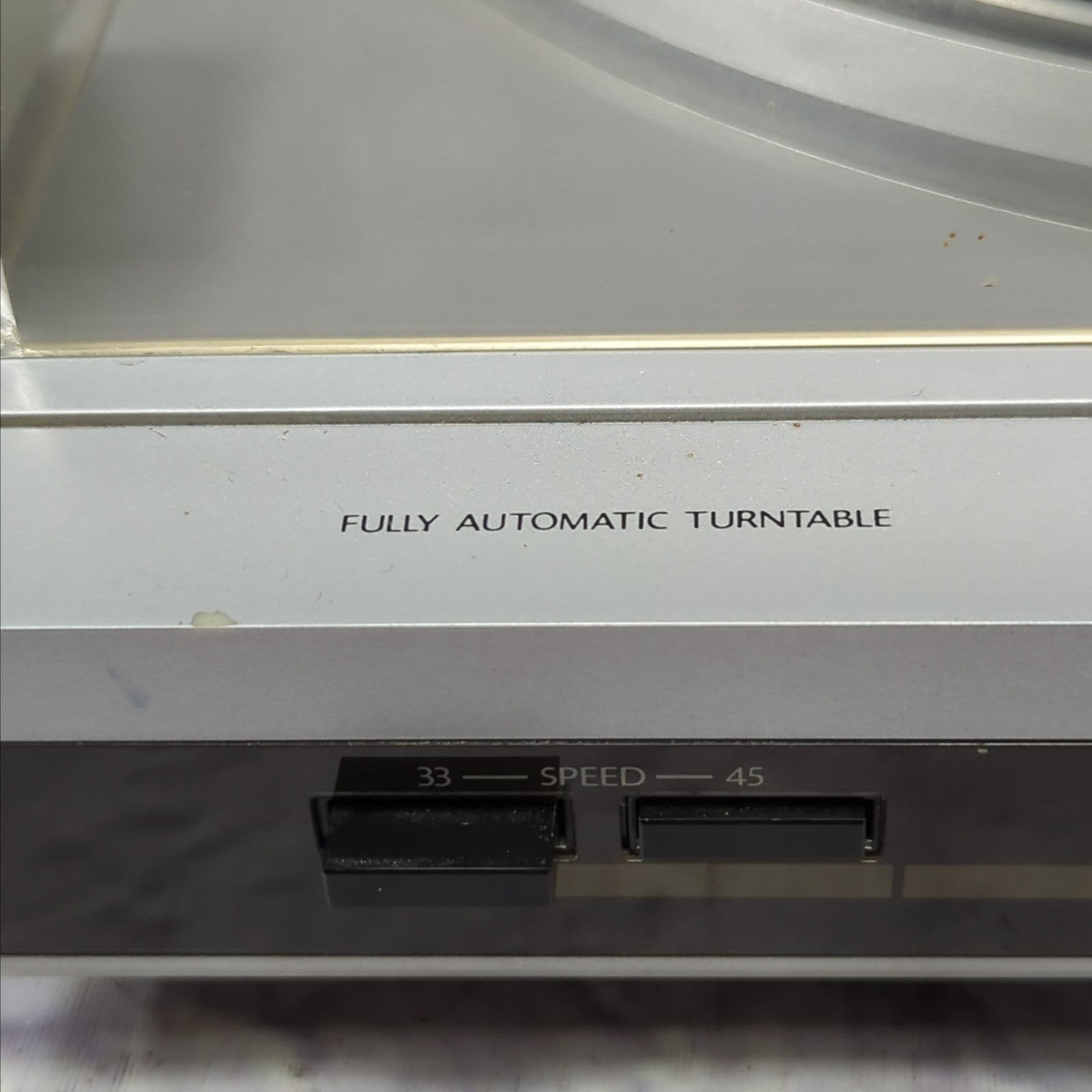 Mitsubishi DP-12 Direct Drive Fully Automatic Turntable