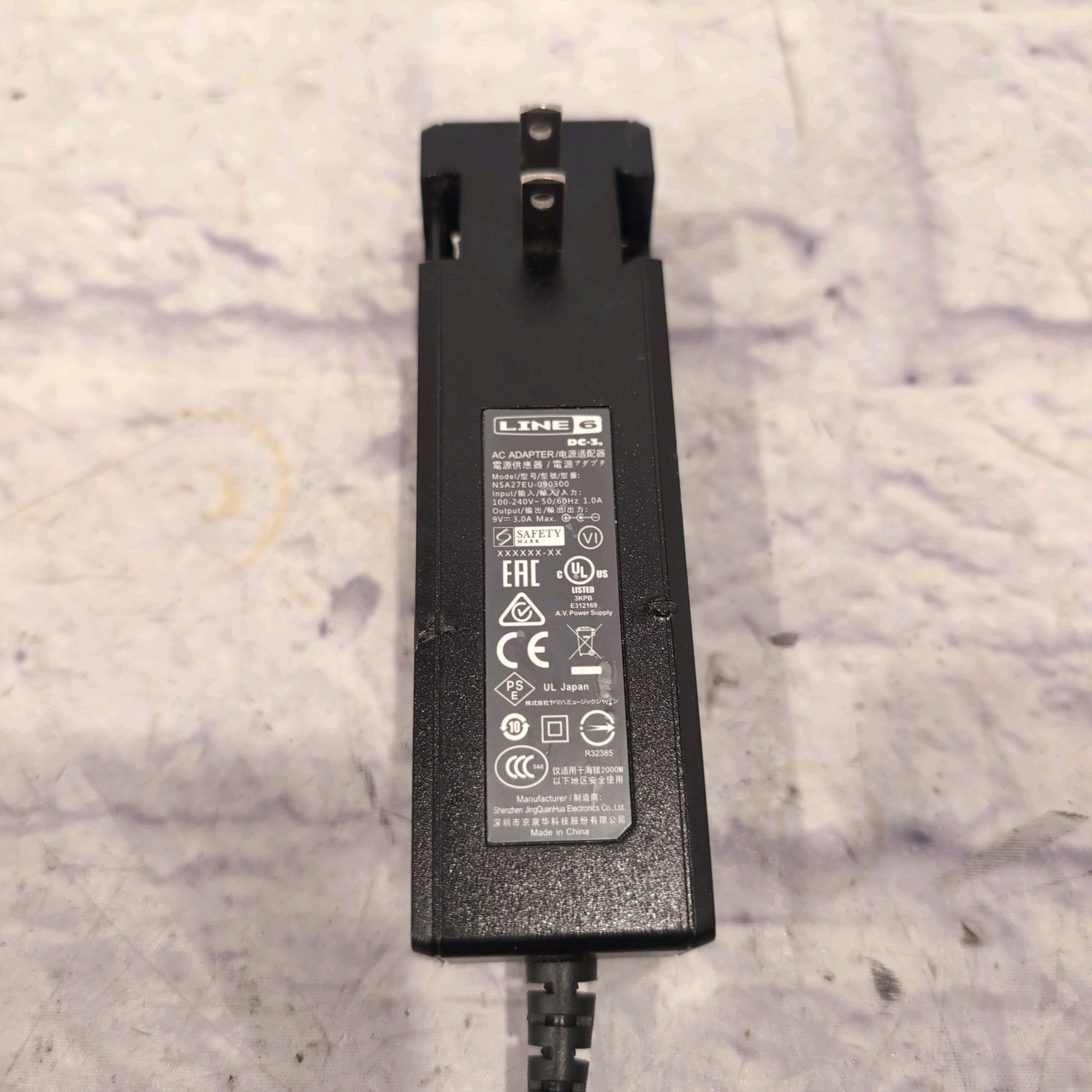 Line 6 DC-3 9V DC Center Negative 3A Power Supply AC Adapter