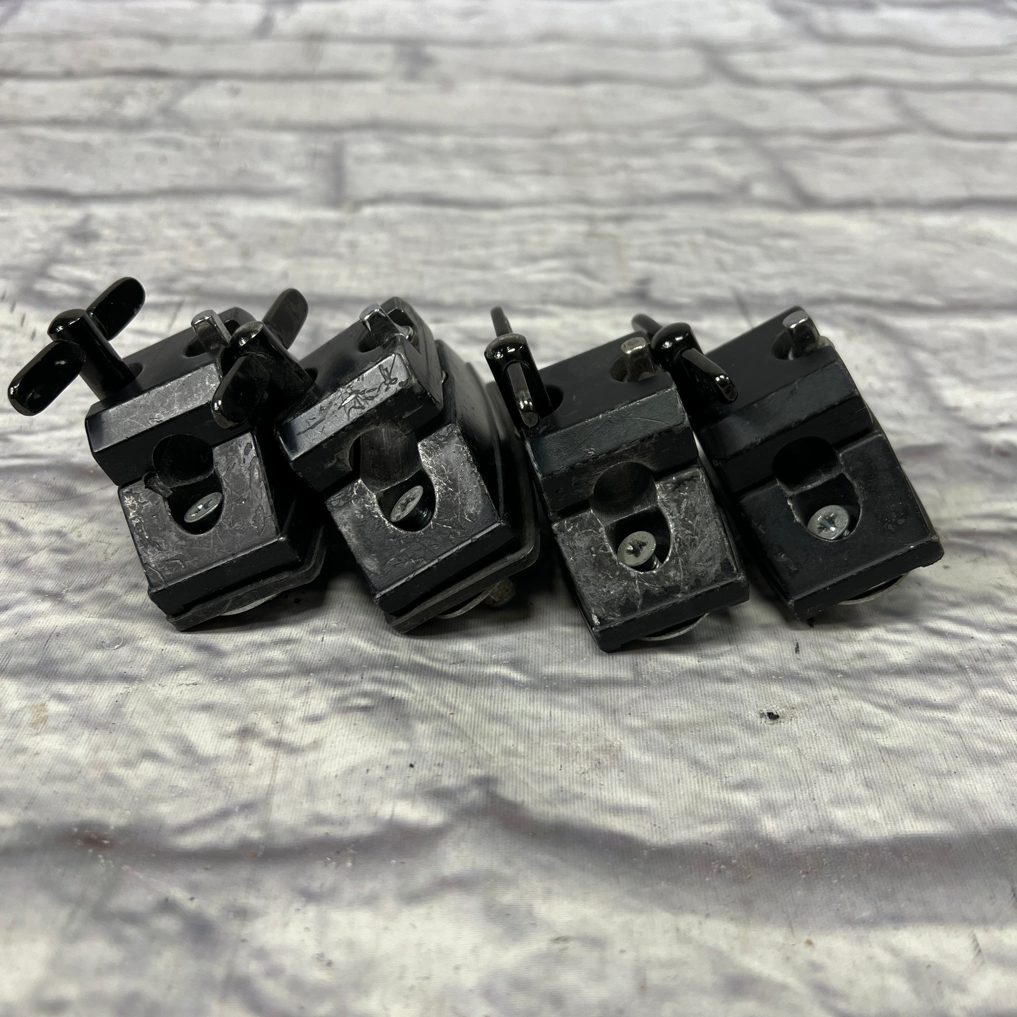 4x DW Floor Tom Leg Brackets