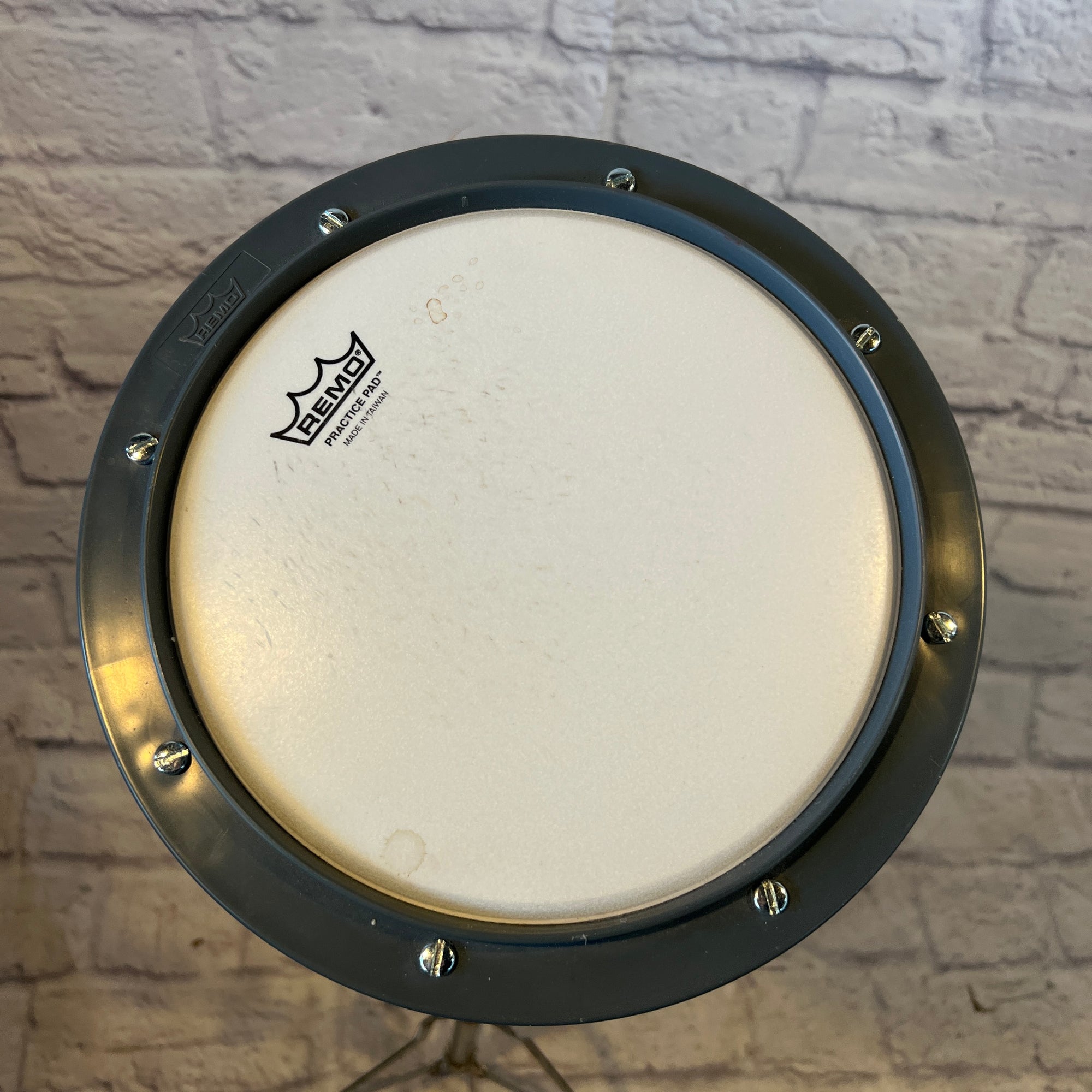 Remo Practice Pad with Stand Practice Pad