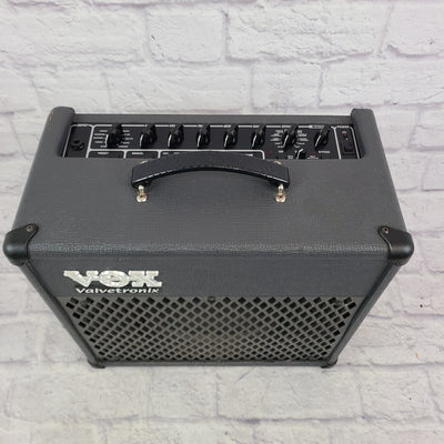 Vox Valvetronix Modeling Guitar Combo Amp