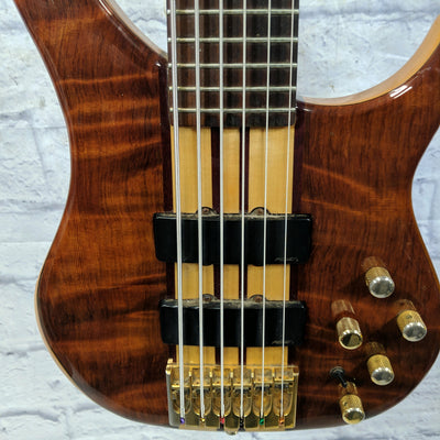 Peavey USA Cirrus 6 String Bass