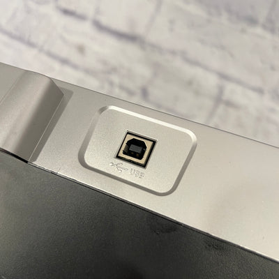 Casio LK-220 61-Key Electronic Keyboard with Lighted Keys