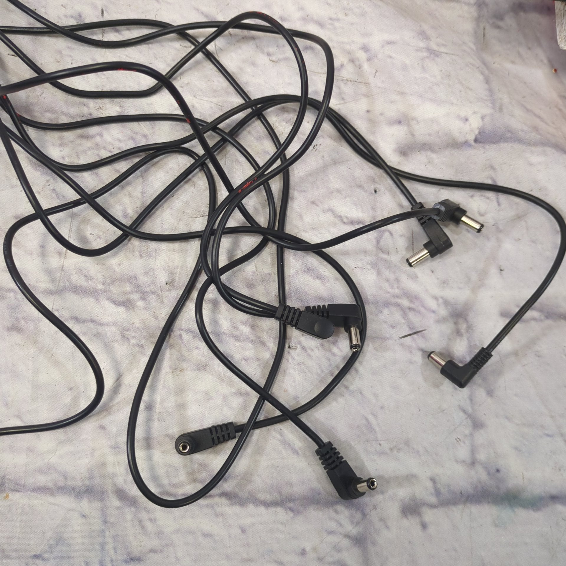 Unknown 10 spot power supply
