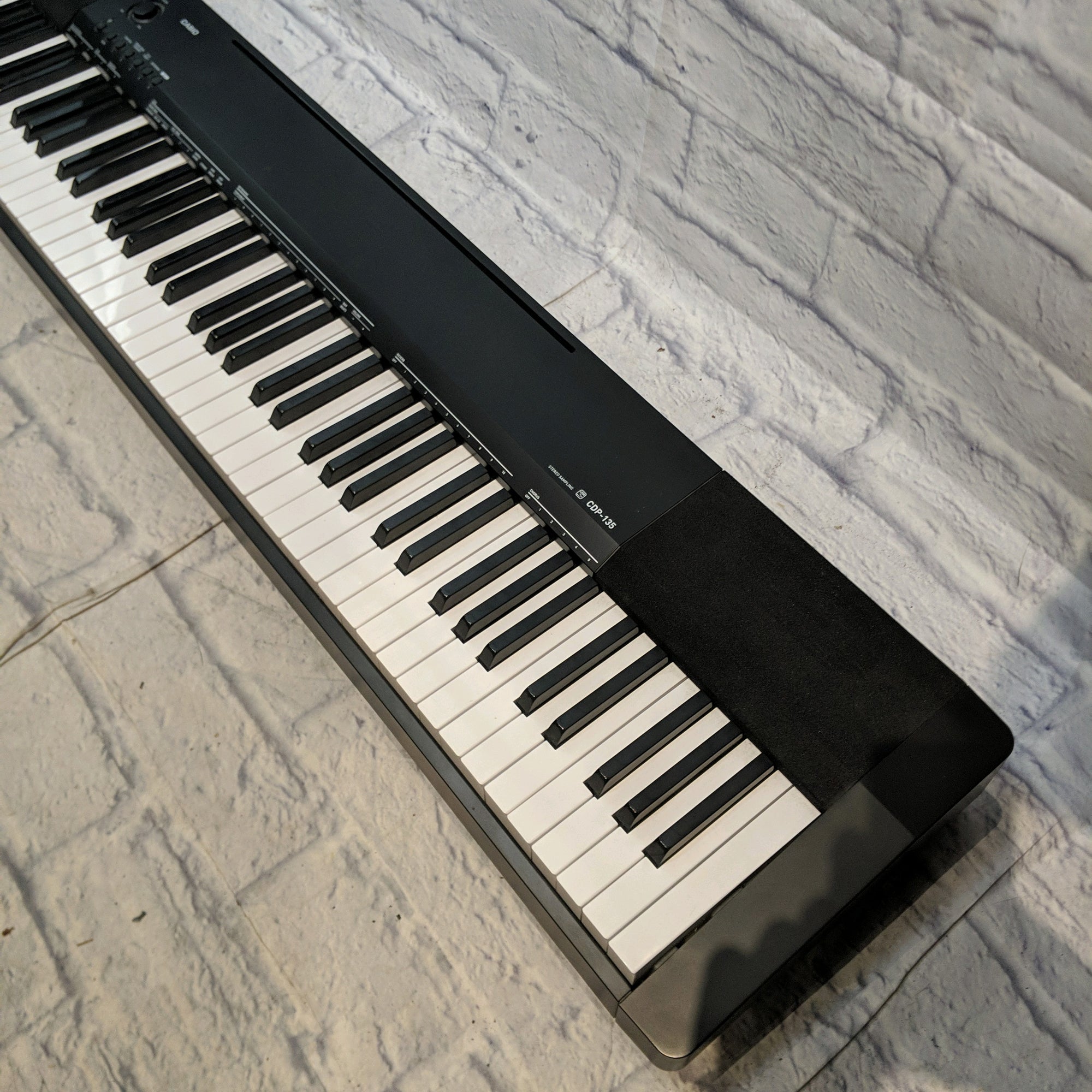 Casio CDP-135 Digital Piano