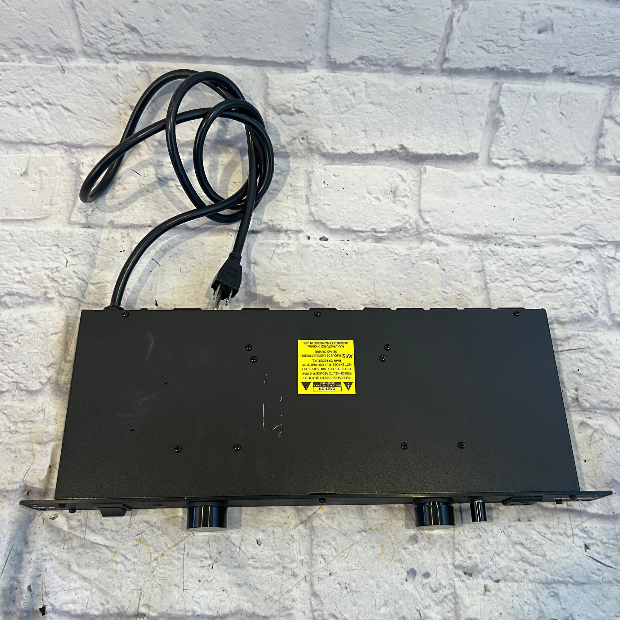 Furman M8LX Power Conditioner with Lights