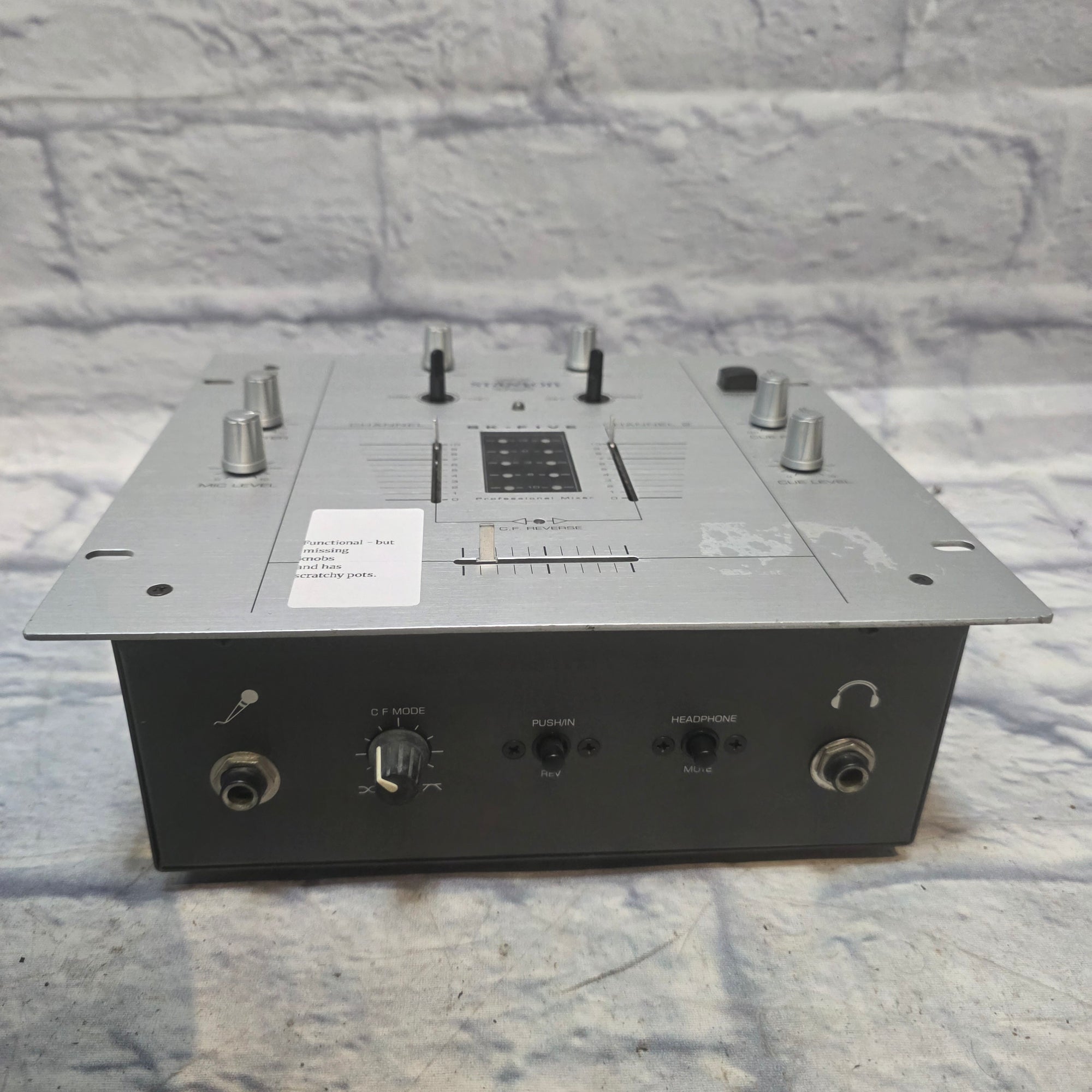 Stanton SK-Five DJ Mixer