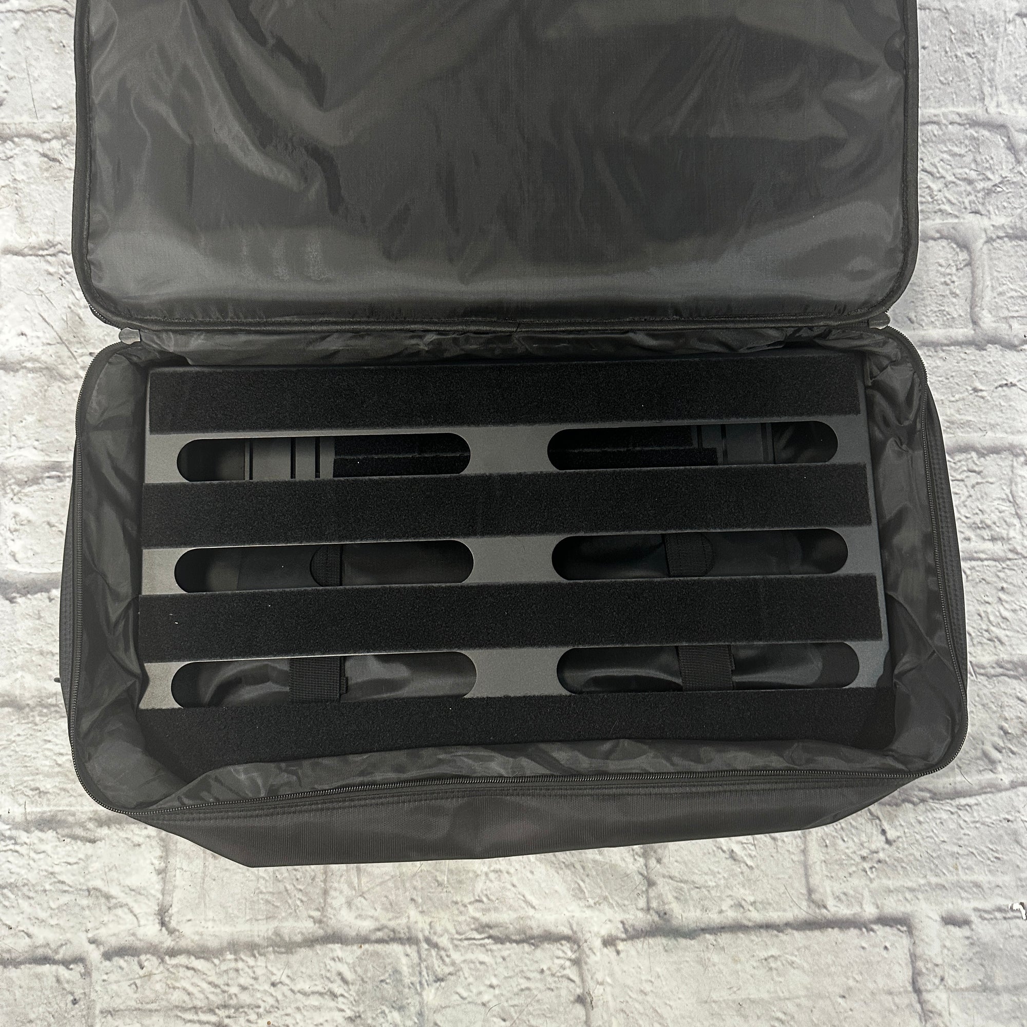 Soyan 22x12.5 Pedal Board w/ Bag