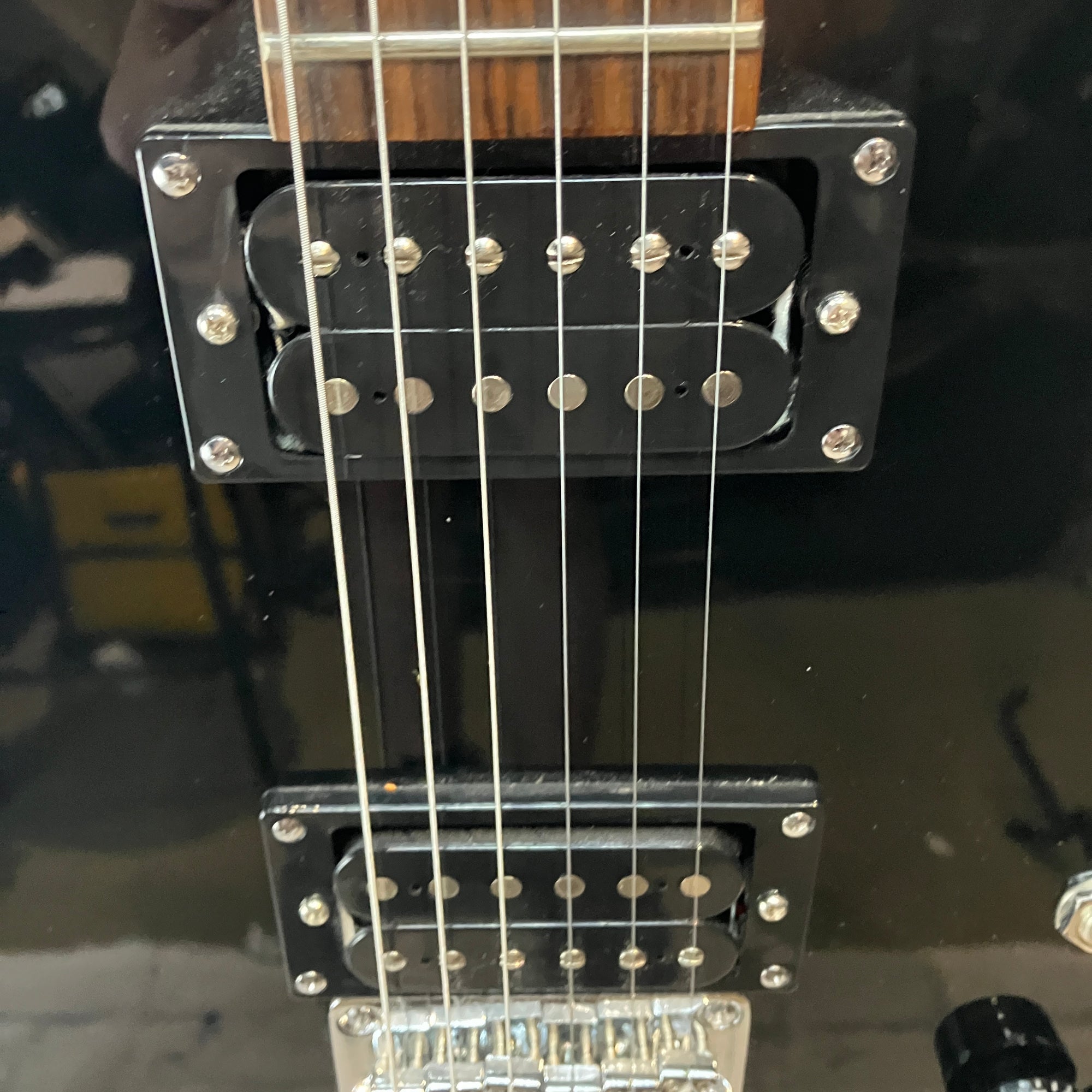 Washburn WI14 Electric Guitar w/ Gig Bag