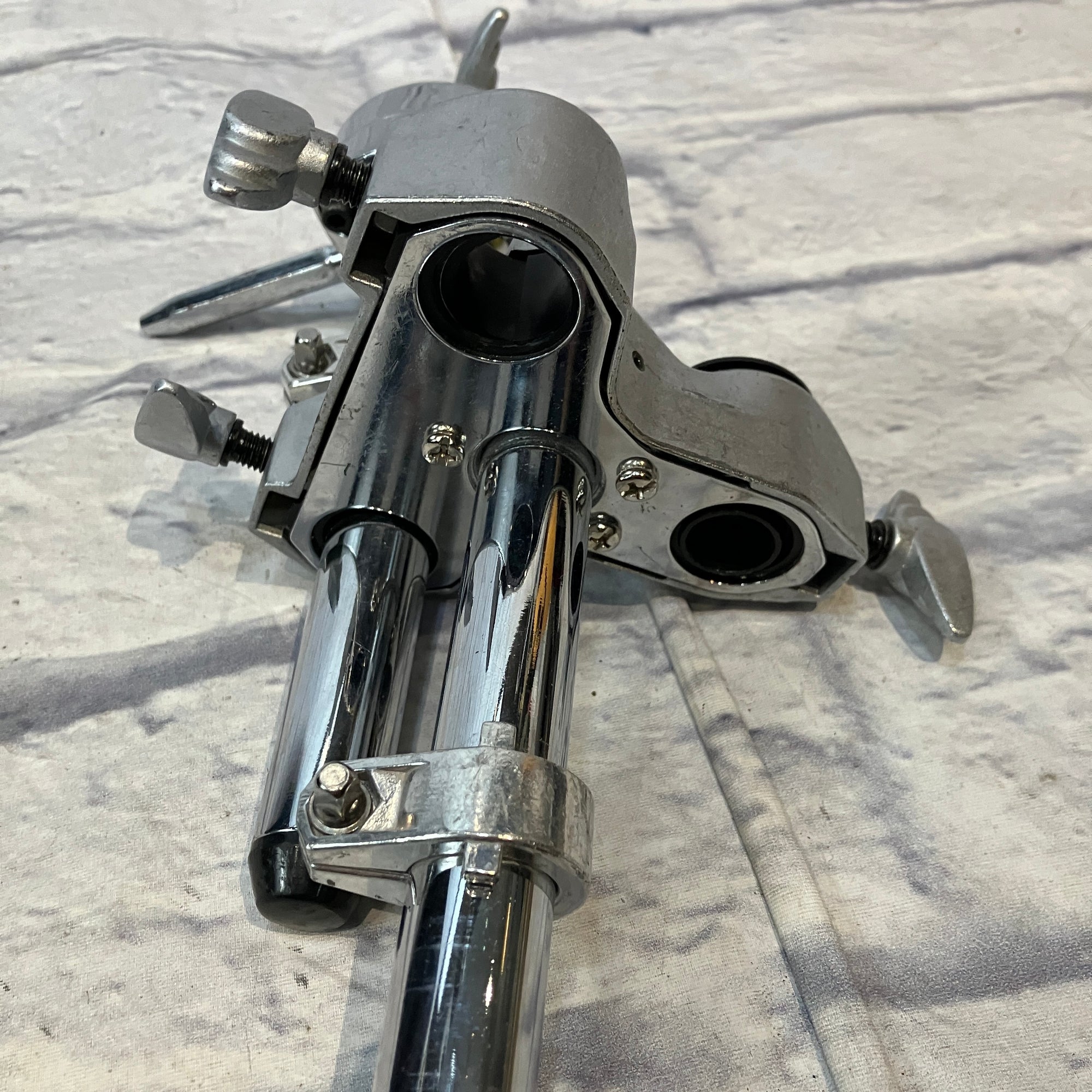 Yamaha 3-Hole Tom Holder w/ 1 Tom Arm