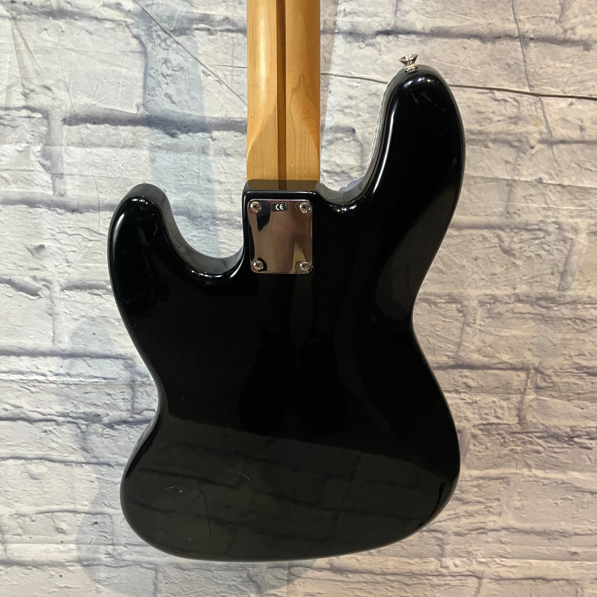 Fender Deluxe Active Jazz Bass Black