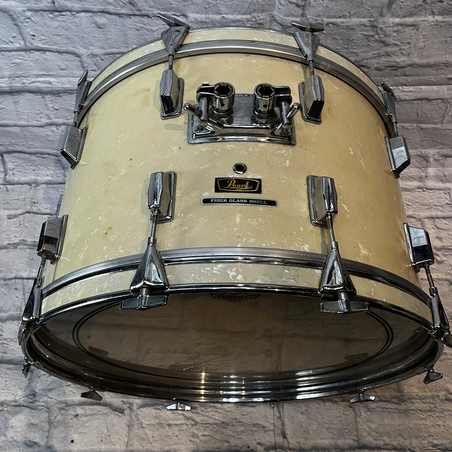 Pearl 70's Fiberglass Drum Kit White Marine Pearl