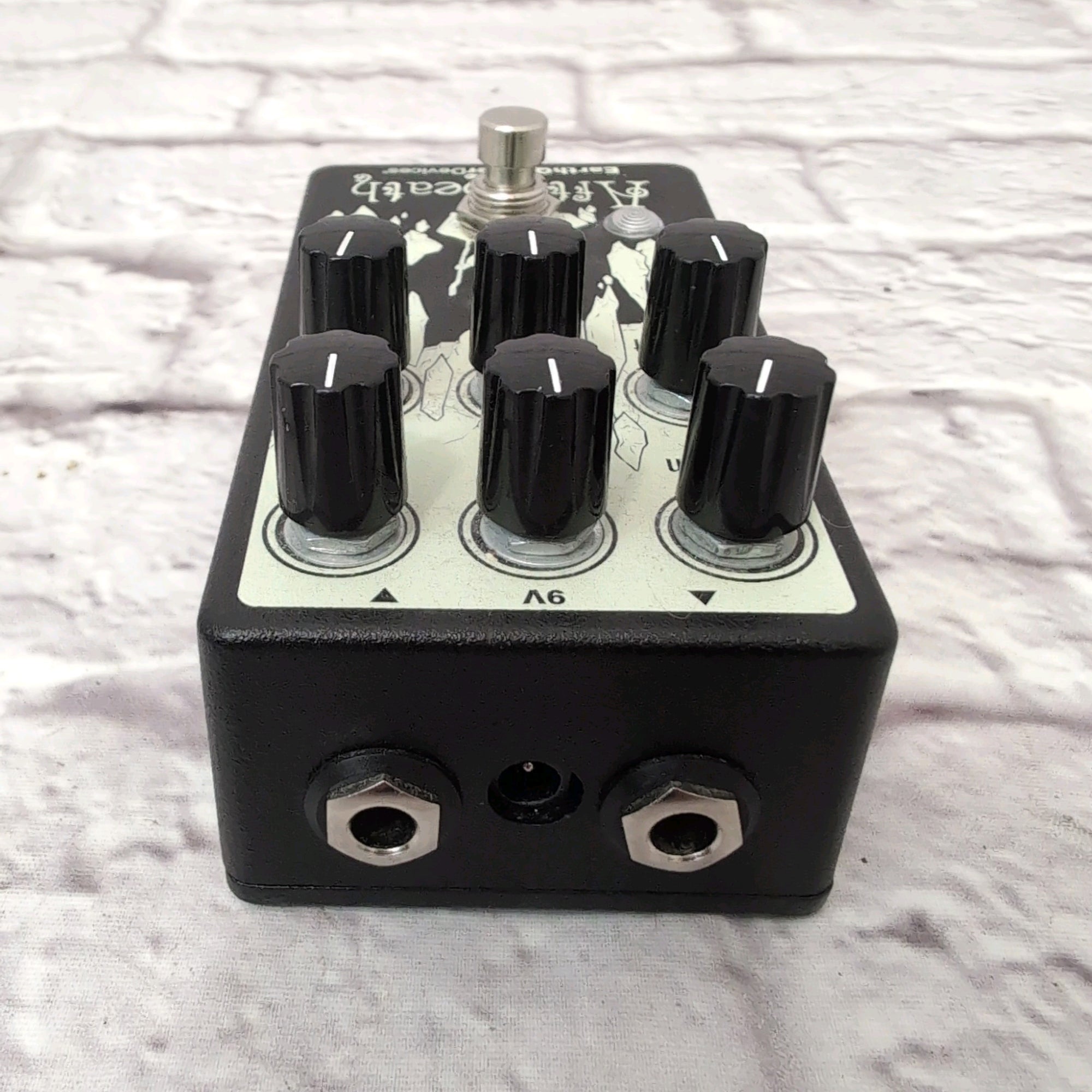 EarthQuaker Devices Afterneath Otherworldly Reverberation Machine