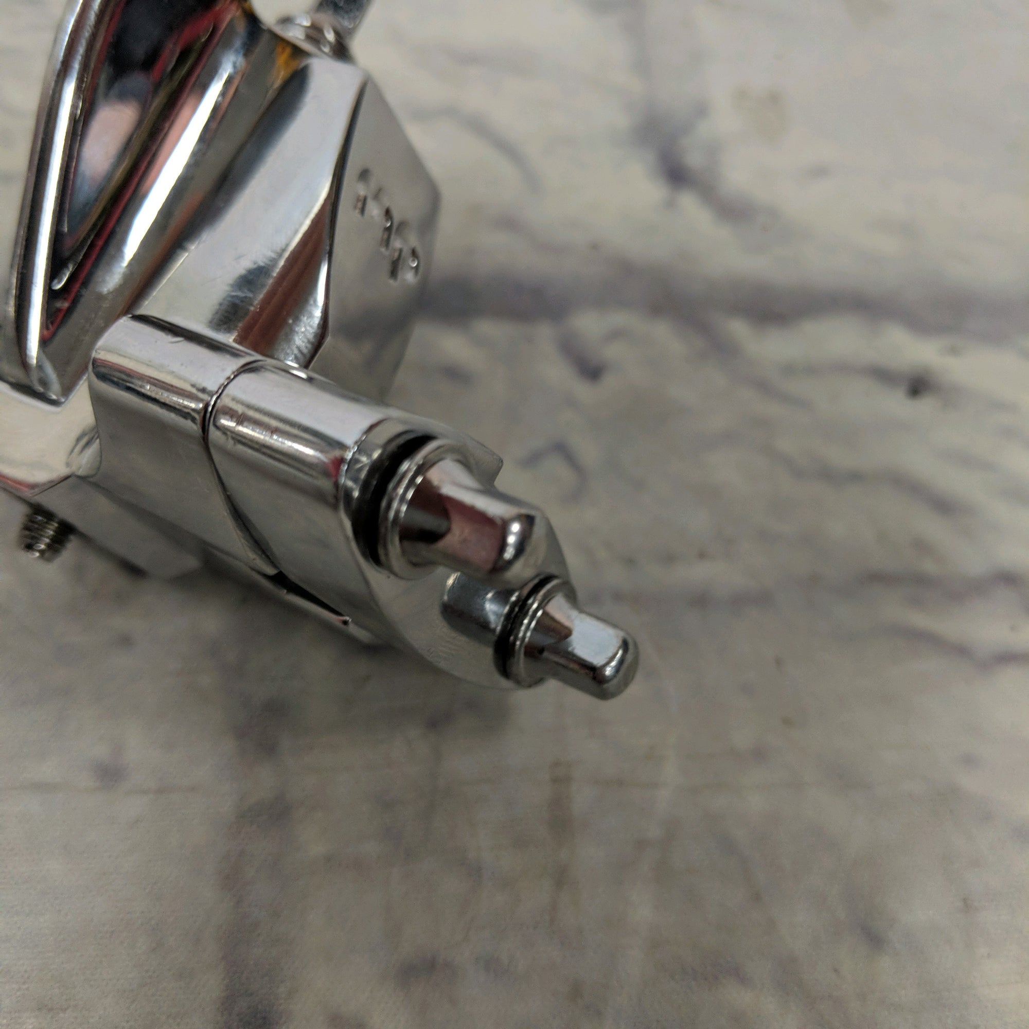 DW Claw Hook Assembly Missing L-Arm