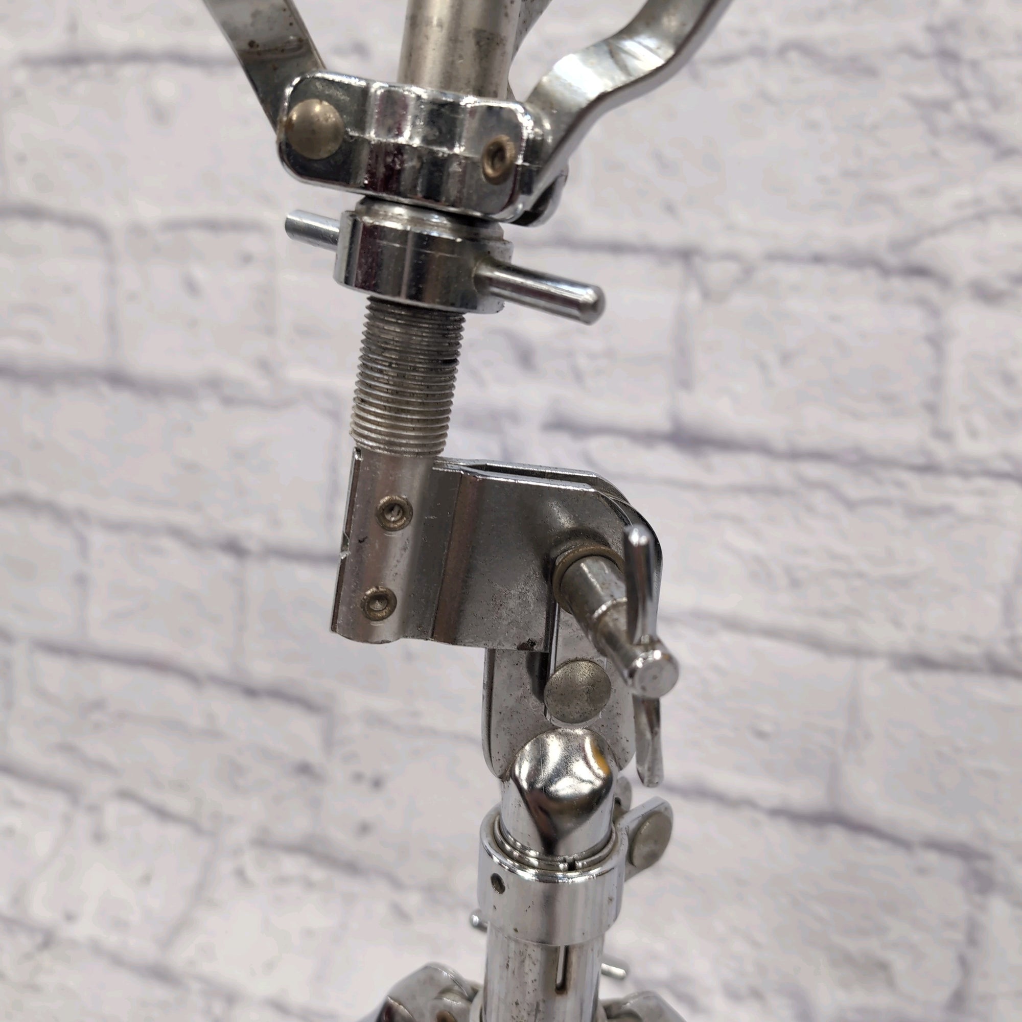 Ludwig Atlas Snare Stand Rusted