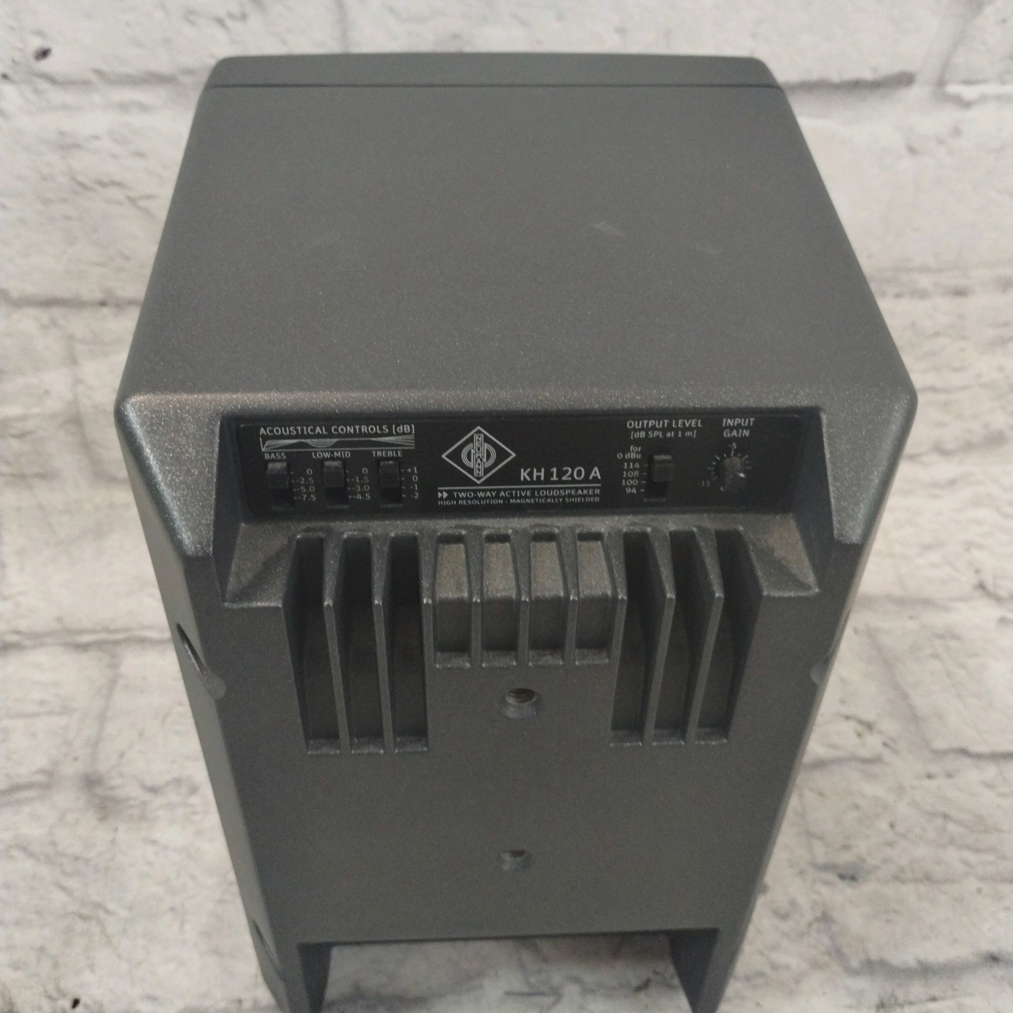 Neuman KH 120 A Studio Monitors