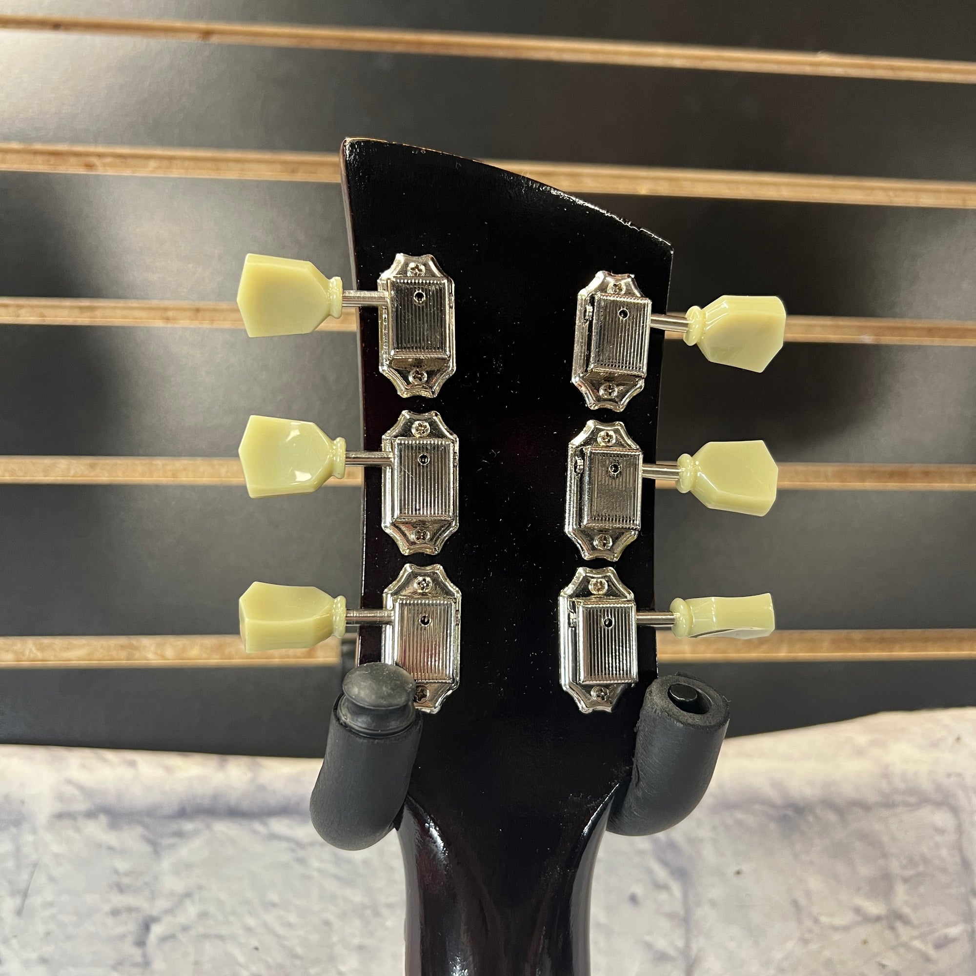 Unknown "Cheapo" Double Cut Electric Guitar