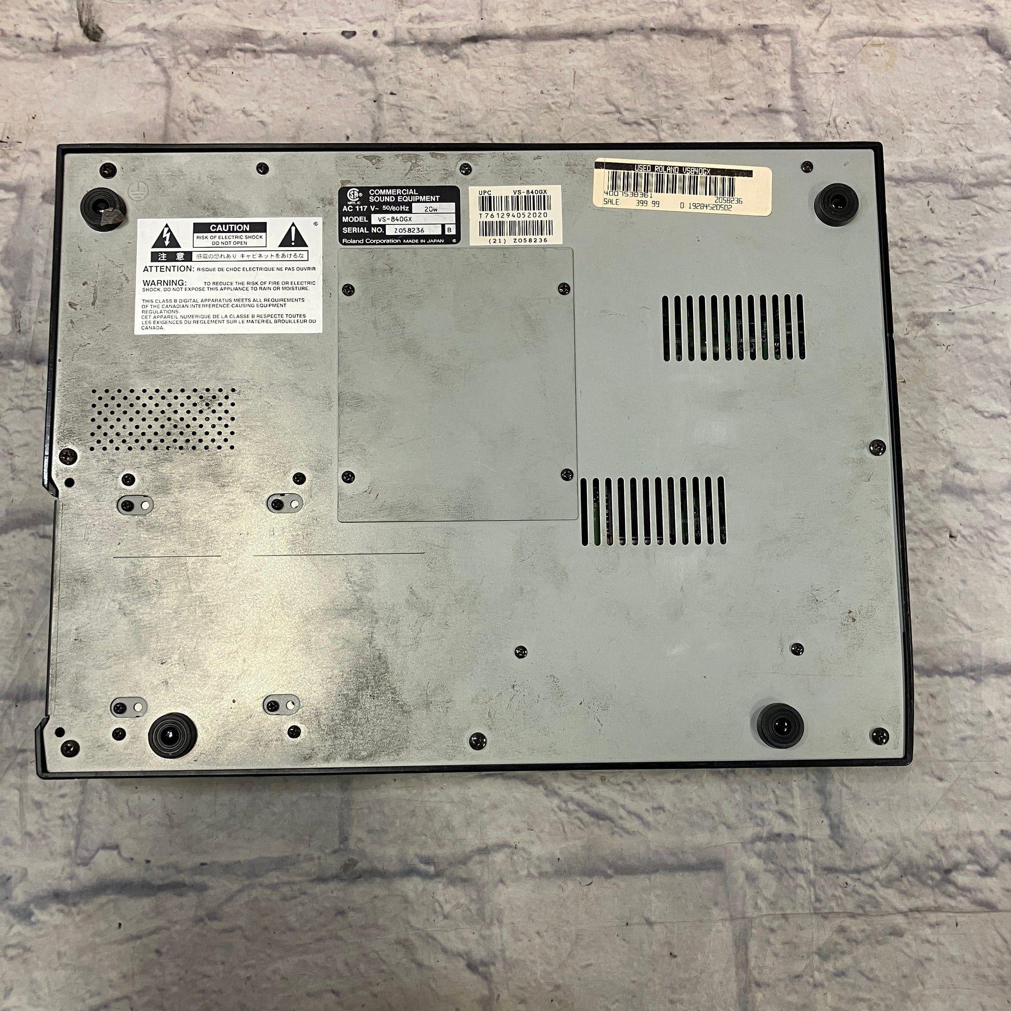 Roland VS-840GX Digital Multitrack Recorder