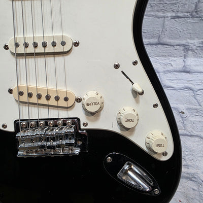 Squier Stratocaster Made In Indonesia 2004 Electric Guitar - Black