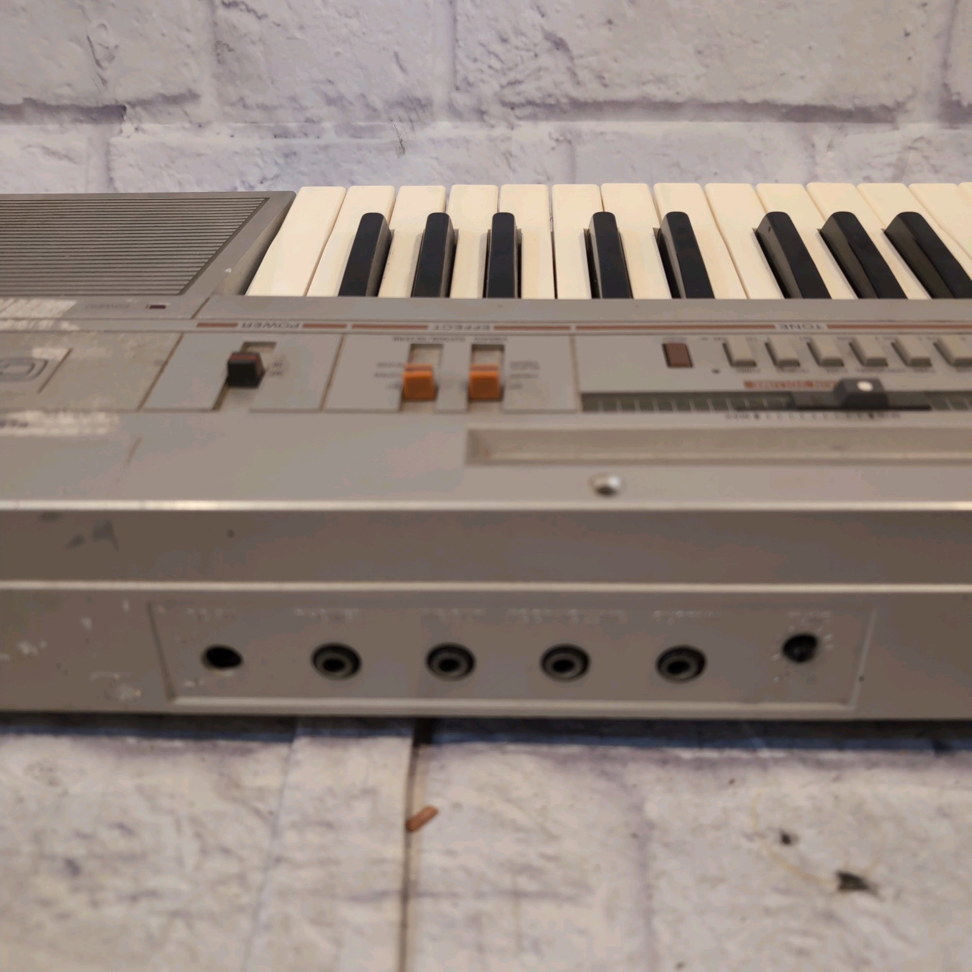 Vintage Casio CT-310 Casiotone 49-Key Synthesizer 1980s