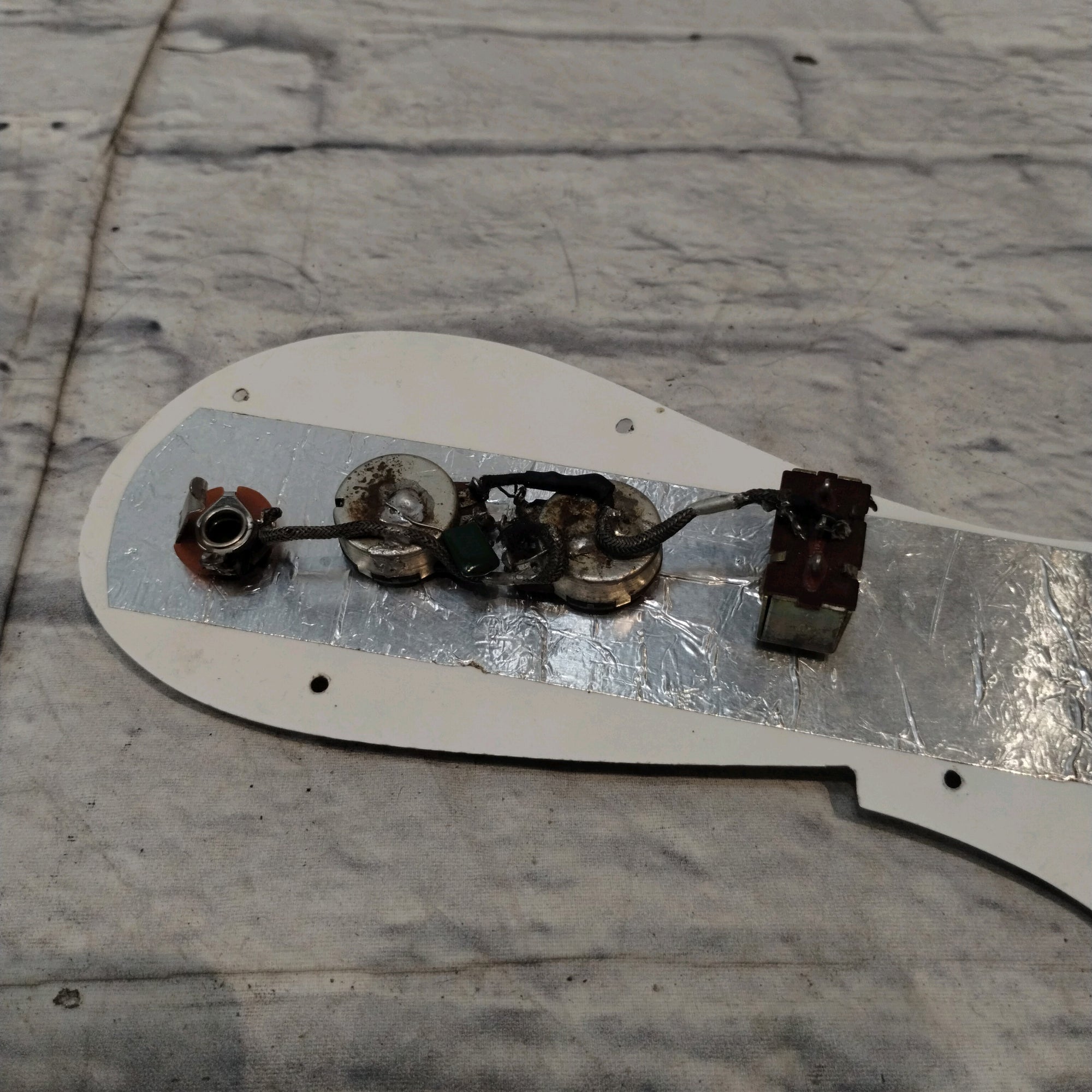 Univox Hi-Flier Pickguard