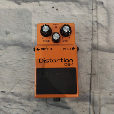 Boss DS-1 Distortion Pedal