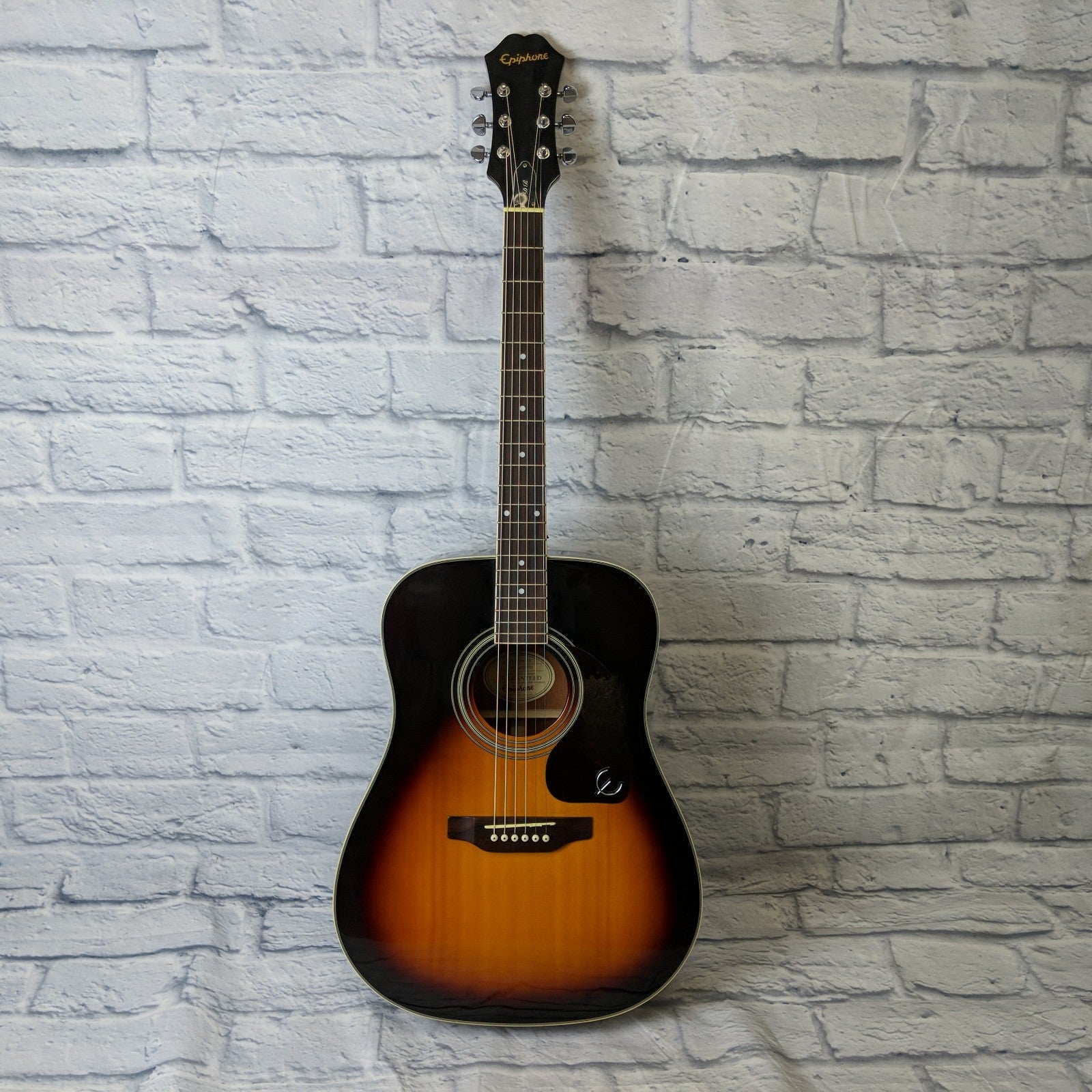 Hal Leonard Essential Elements for Strings  Violin Book 1