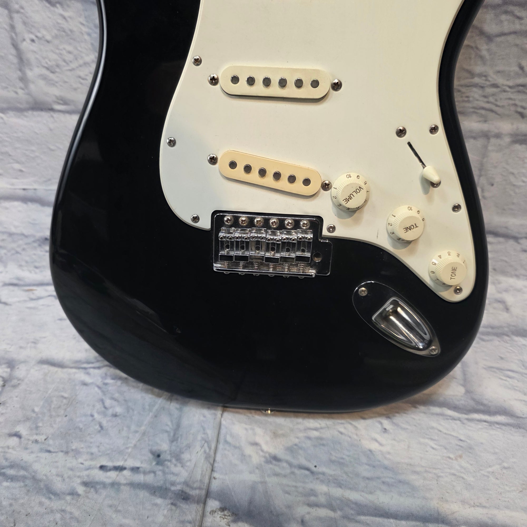 Squier Affinity Stratocaster Loaded Body  - Black