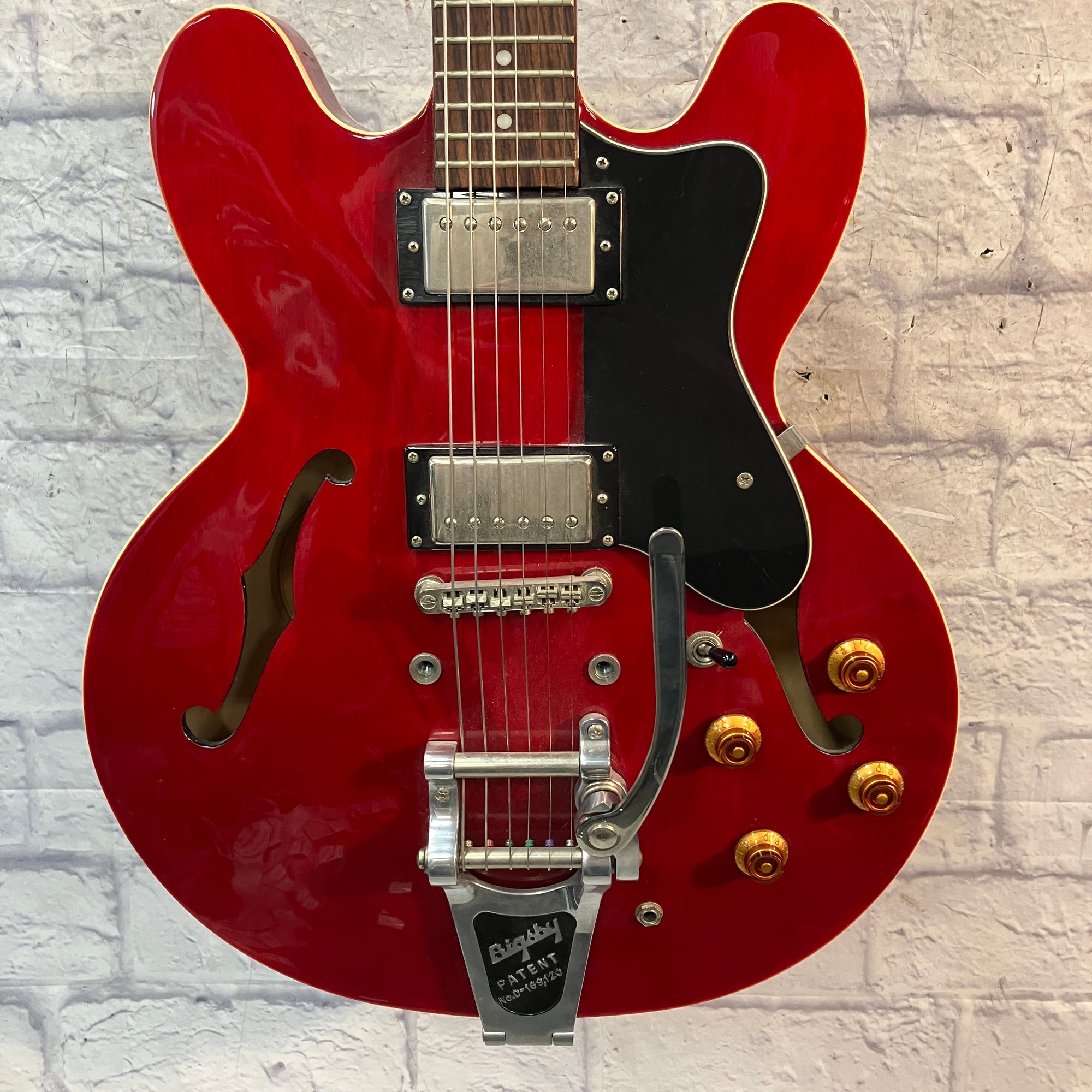 Epiphone Dot CH with Bigsby Vibrato