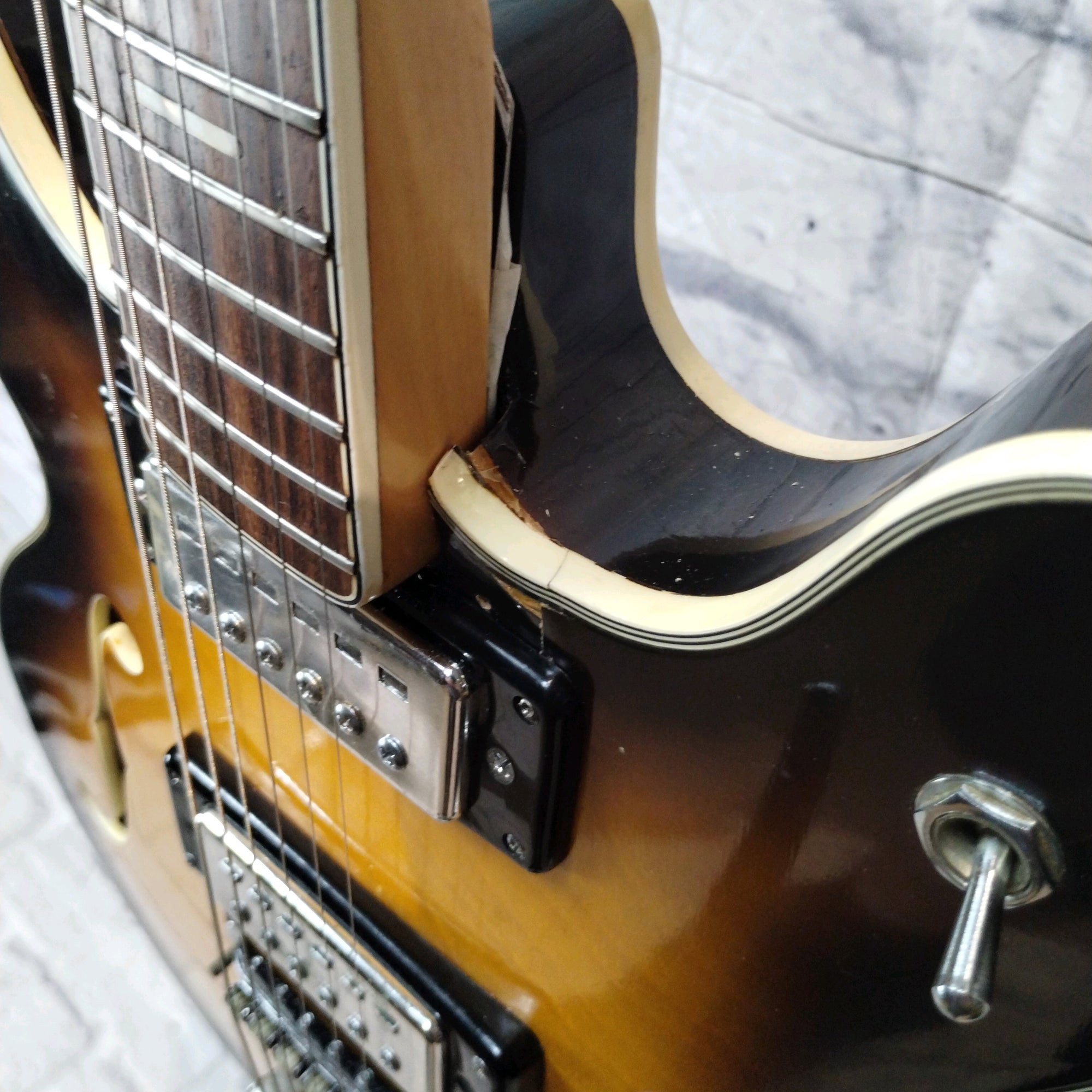 Ventura Hollow Body Electric Guitar MIJ