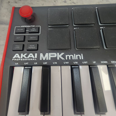 Akai MPK Mini Midi Controller