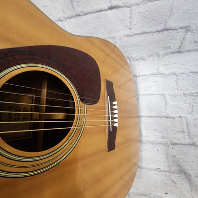 Yamaha FG200 Acoustic Guitar