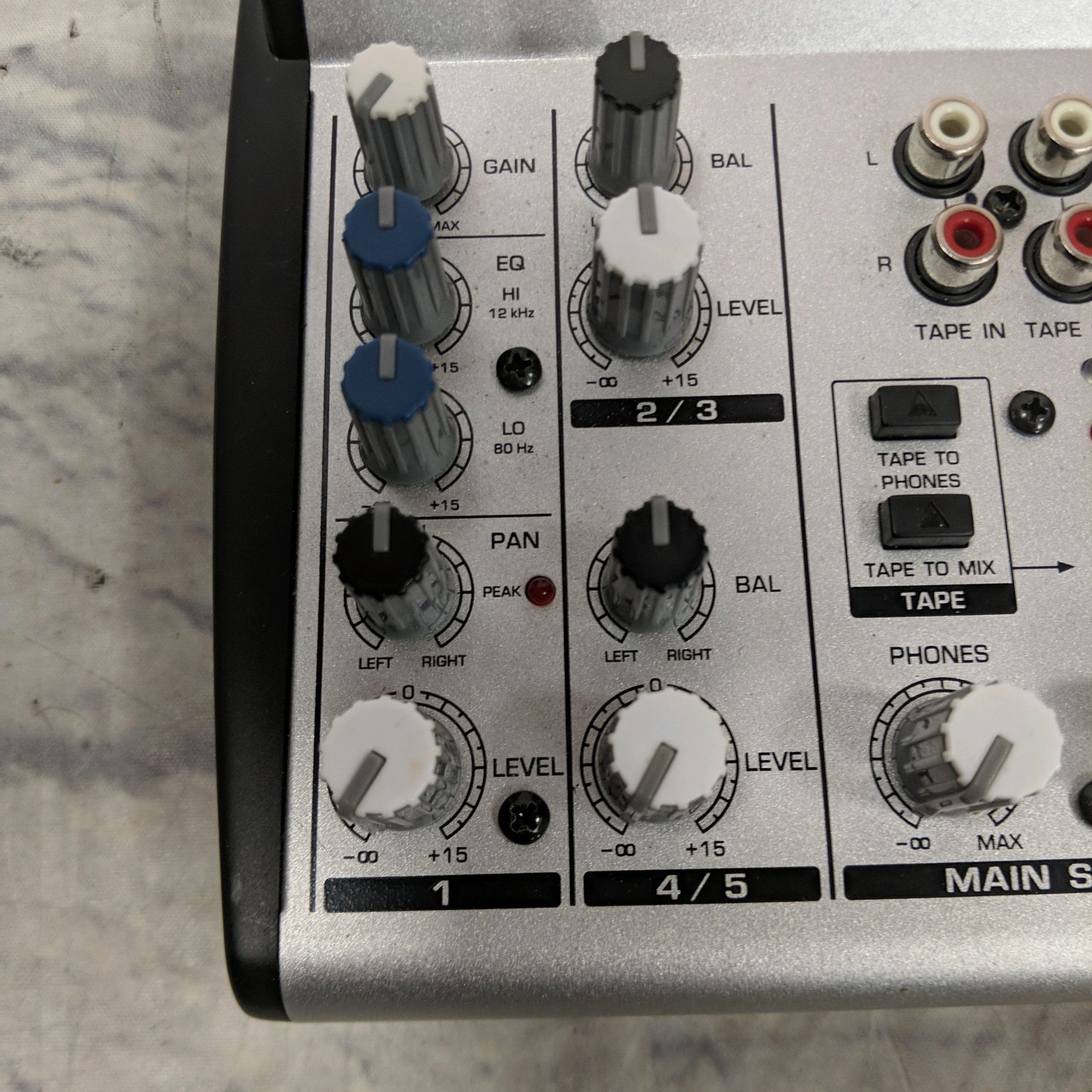 Behringer Eurorack UB502 5 Channel Mixer with Power Supply