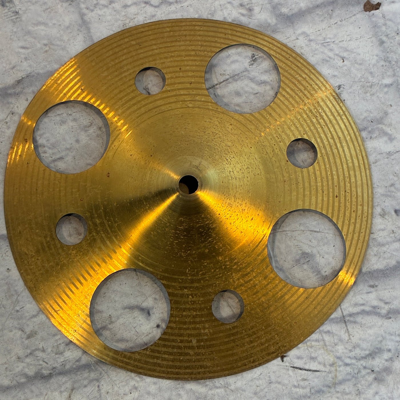 Unknown 9.5 Inch Ozone Style Effects Cymbal
