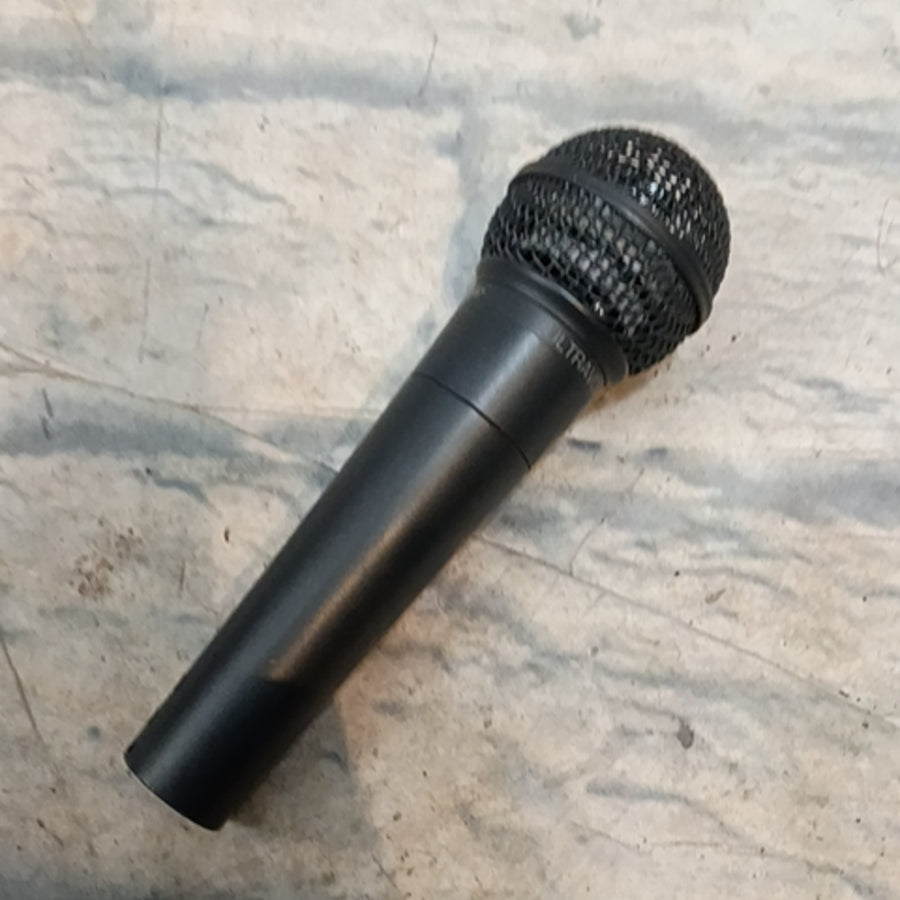 Behringer XM8500 Microphone