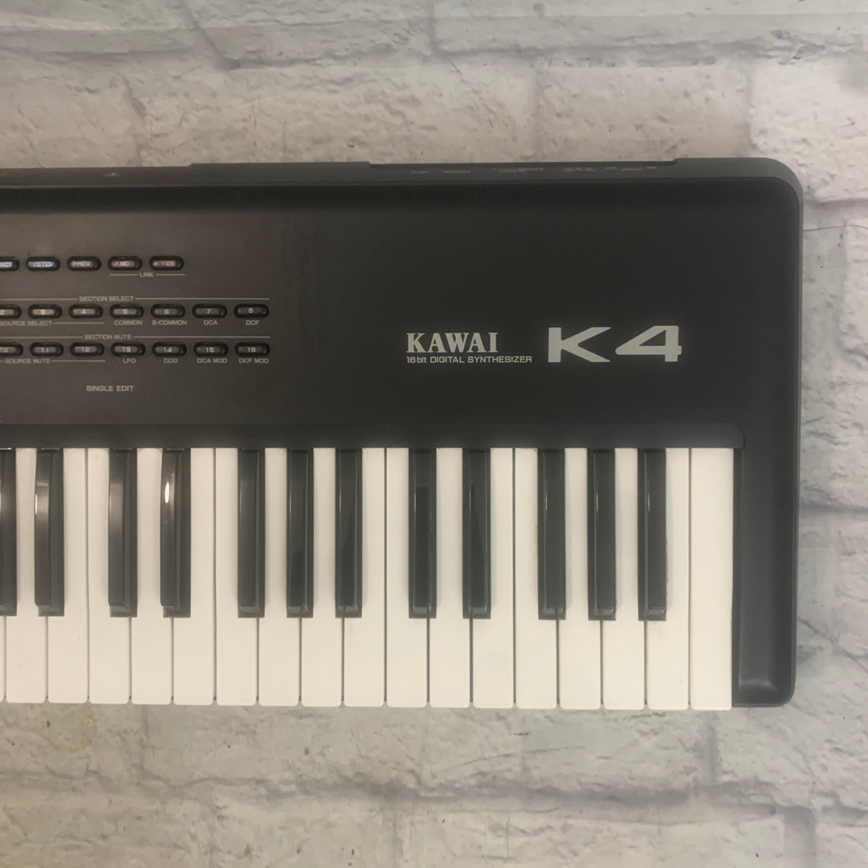 Kawai K4 16 bit Digital Synthesizer - Evolution Music
