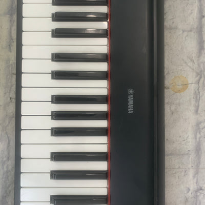 Yamaha Piaggero NP-11 61-Key "Lightweight" Digital Piano