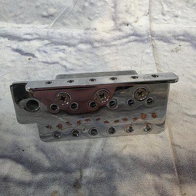6 Screw Strat Tremolo Bridge - No Saddle Pieces