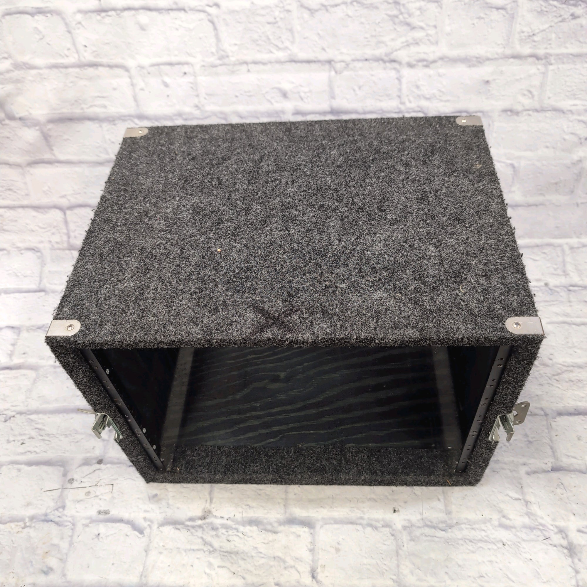 Grundorf 8U Carpeted Rack Case