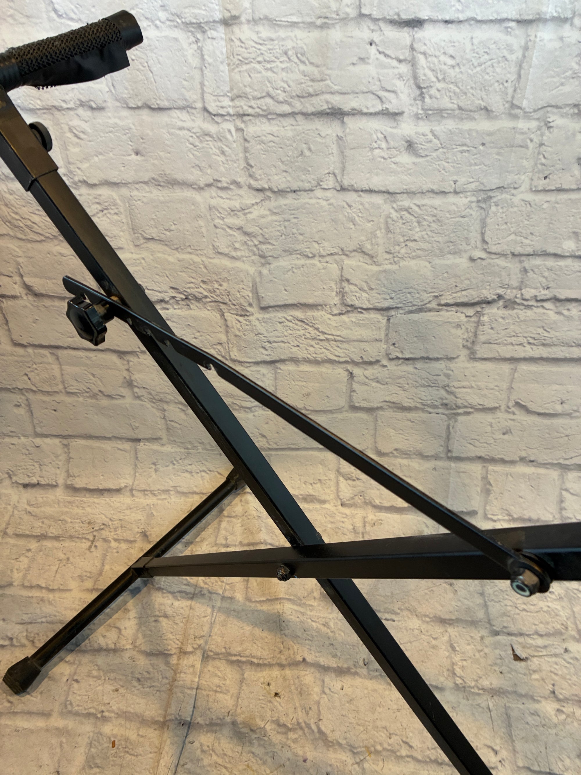 Unknown Keyboard Stand