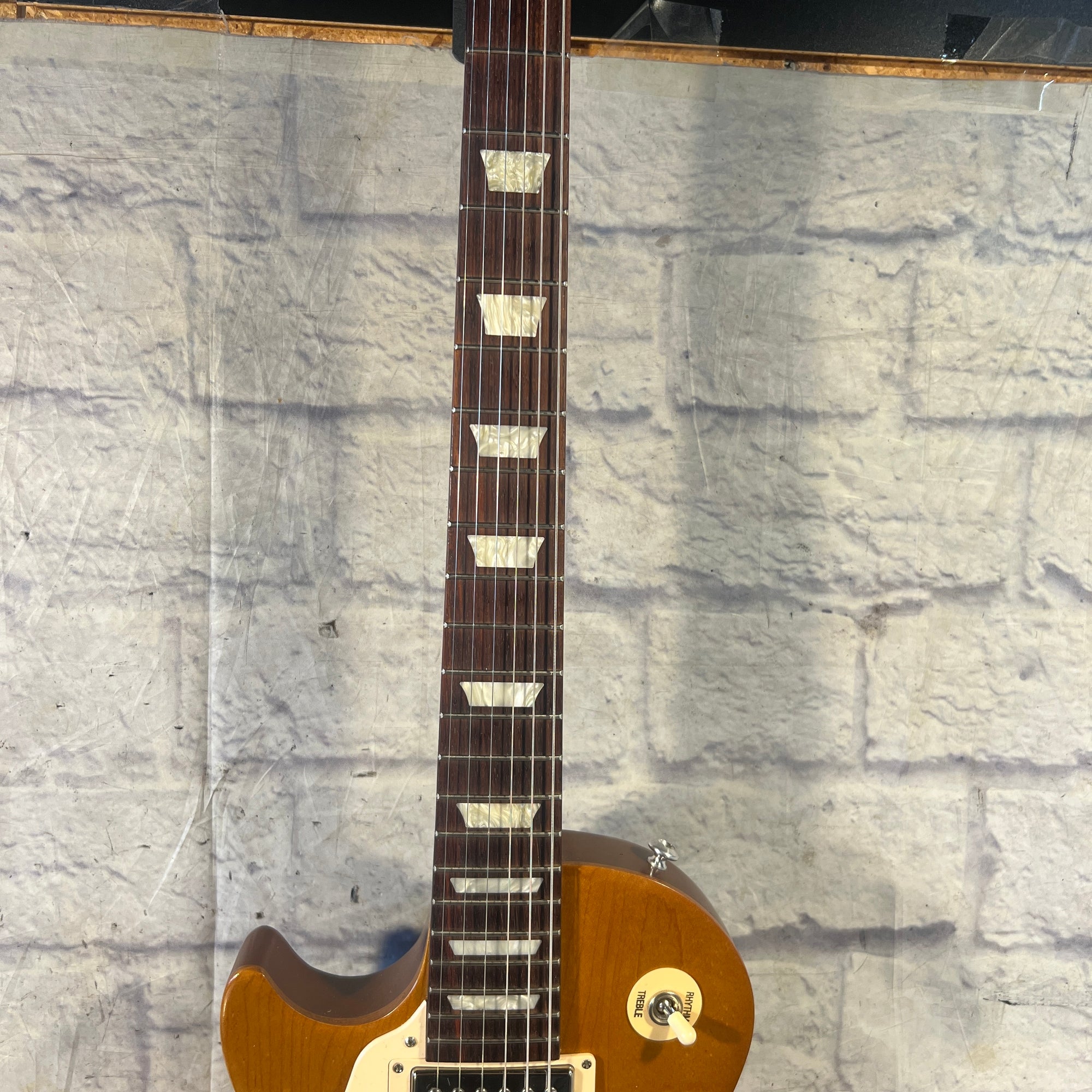 Epiphone Les Paul Standard Plus Top Sunburst Electric Guitar
