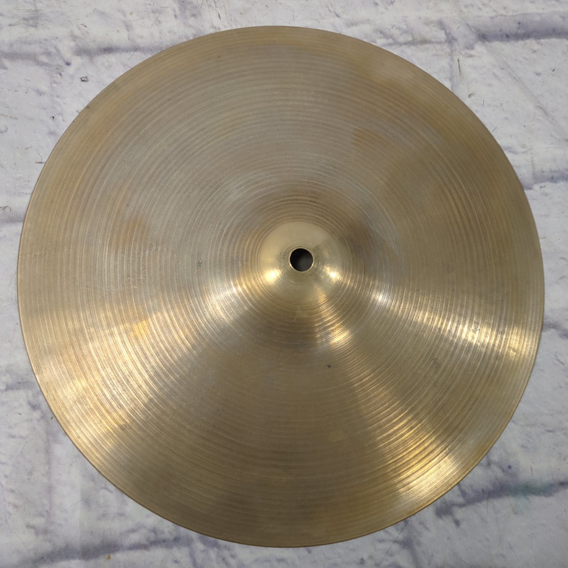 Zildjian Avedis 12 Hi Hats Cracked