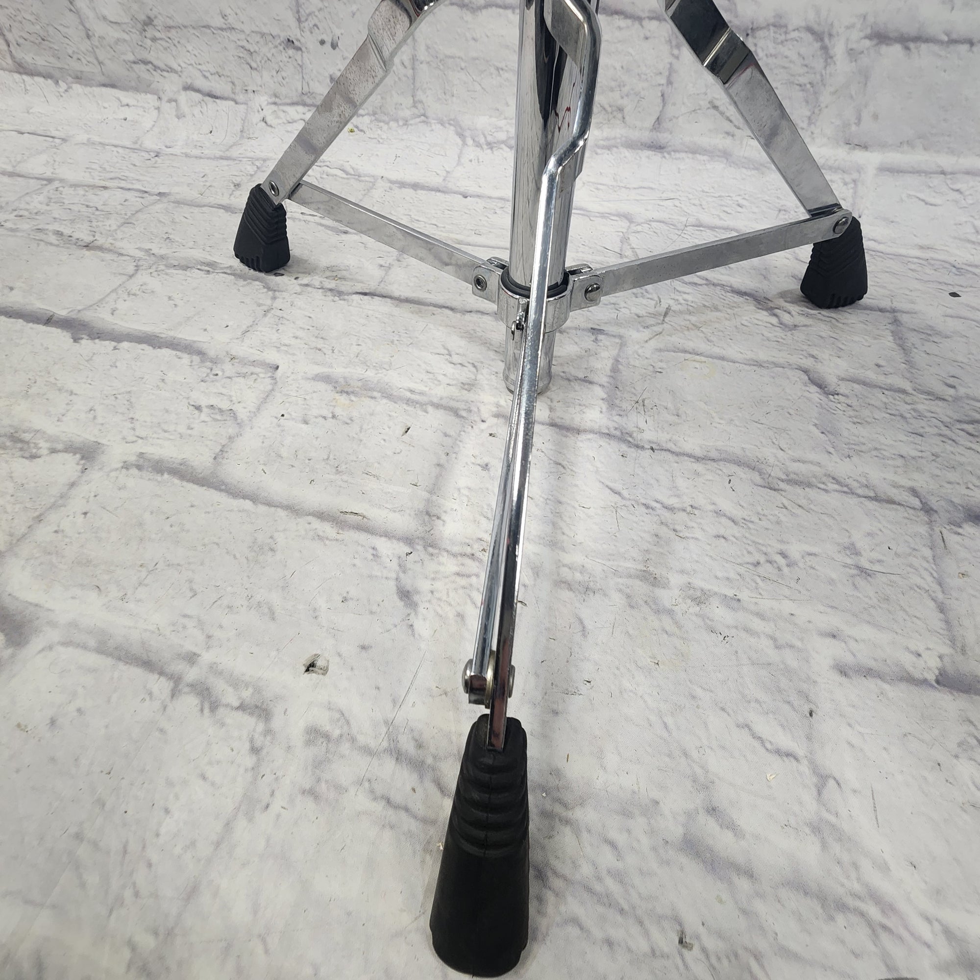 Yamaha Drum Throne AS IS Holes in Seat