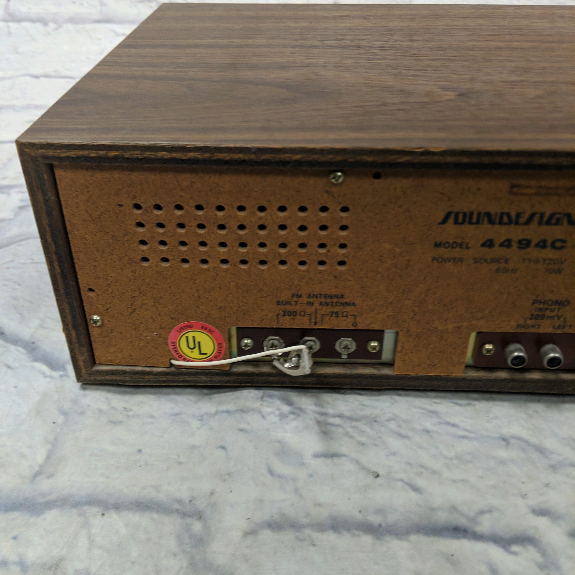 Soundesign Sound Design 4494C FM-AM Stereo Receiver